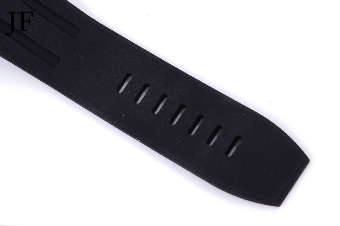 🚀精品 AP 皇家橡树离岸型 大熊猫计时码表 AP 26400 精钢表壳 陶瓷表圈 双面蓝宝石镜面 3126机芯 橡胶表带 精钢针扣 直径44mm💯