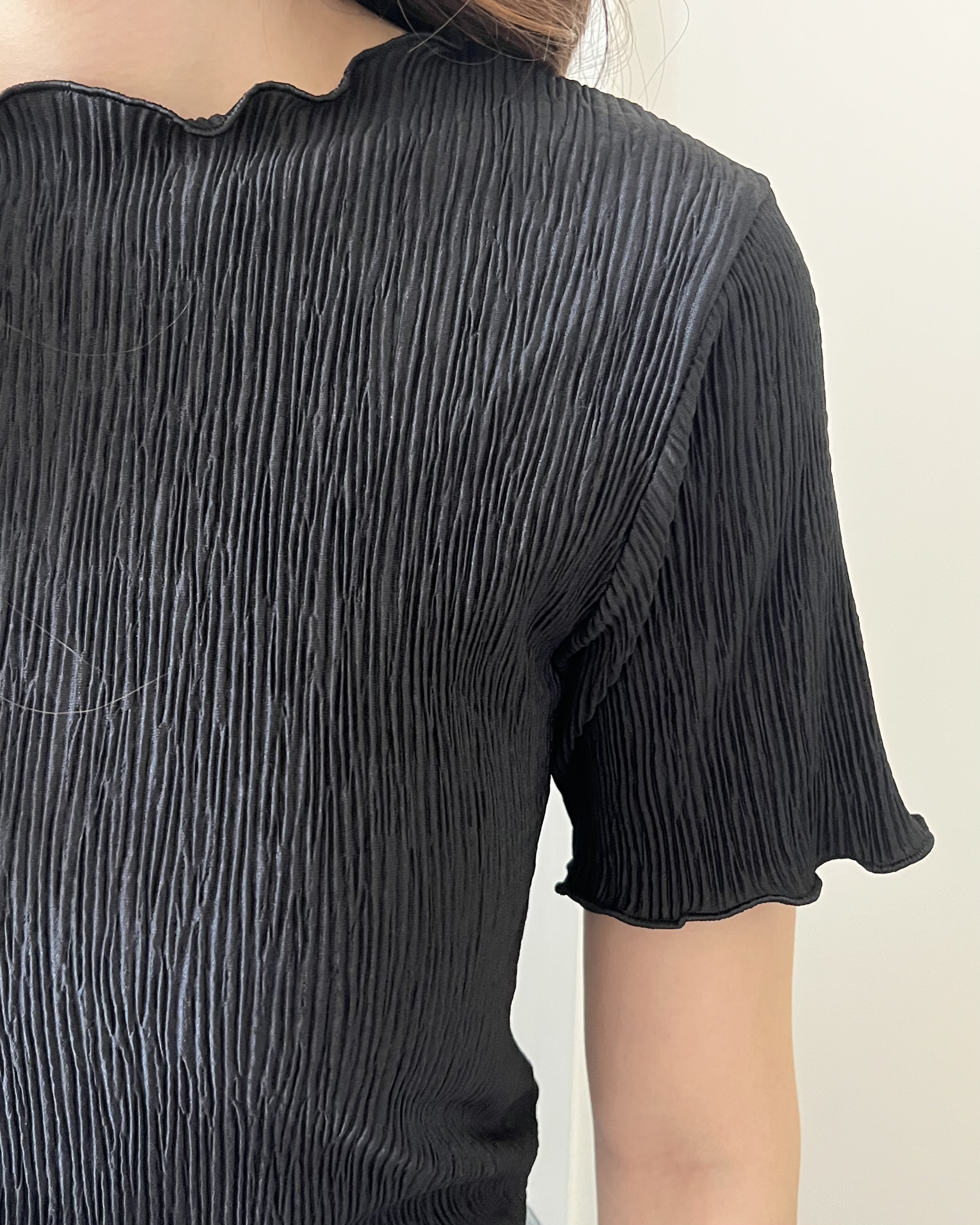 免熨樹紋ruffle上衣