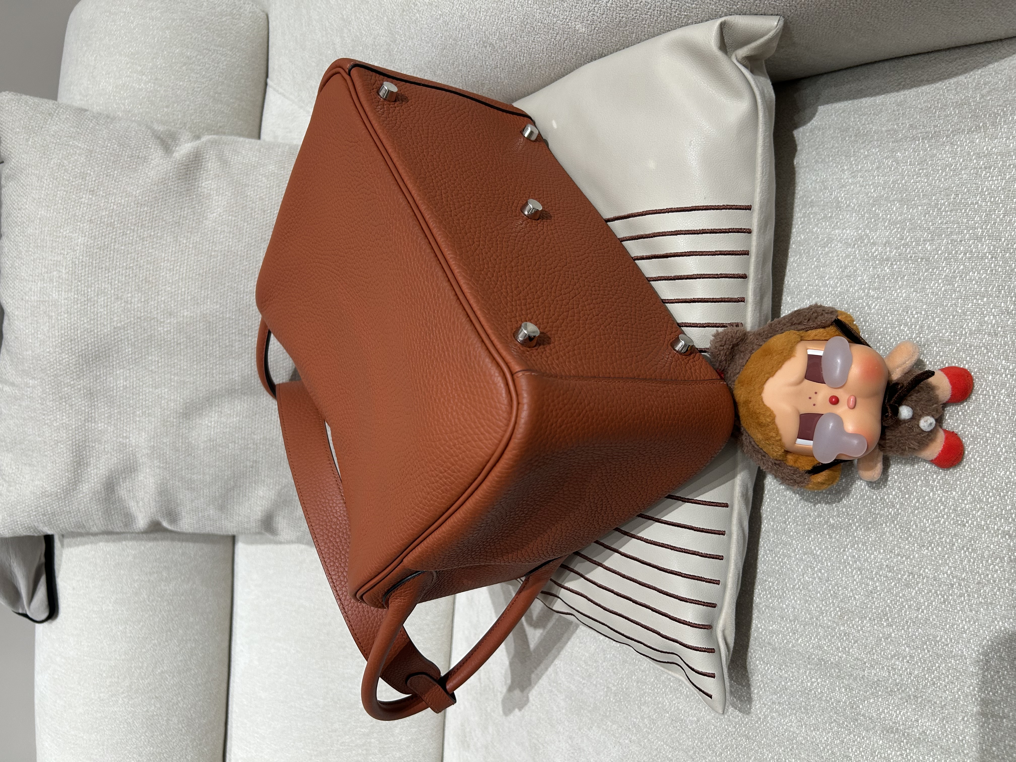 Hermes Lindy 30 Stamp X , 6C 古銅色 TC 粒面牛皮 Cuivre 100% Authentic , 98%New ✅Dust bag ✅Rain coat✅Box