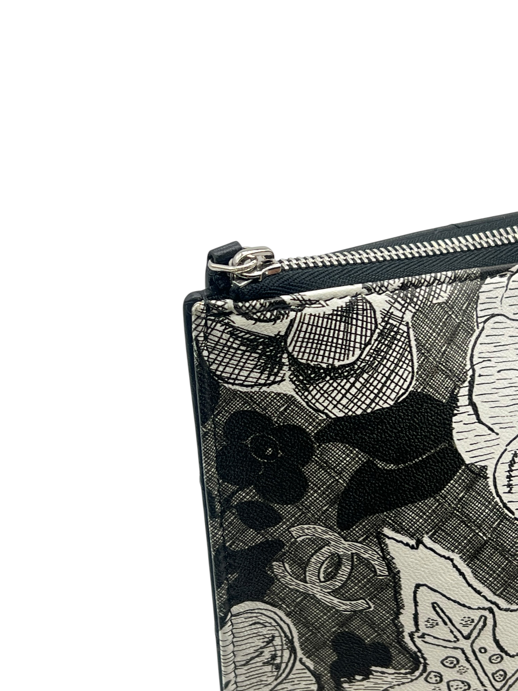 Pre-Owned CHANEL Camellia Printed Pouch / Product Code: 26051913