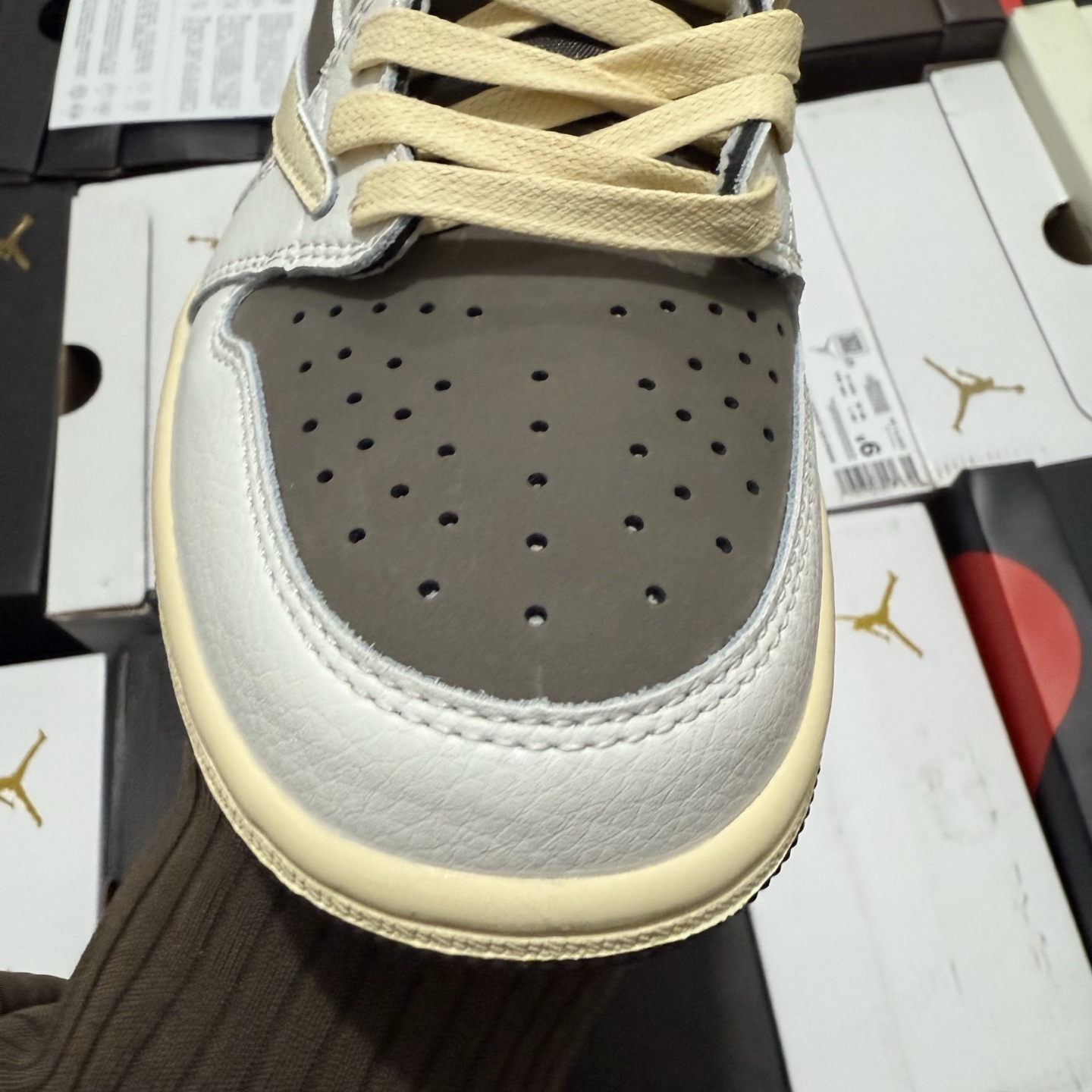 Travis Scott x Air Jordan 1 Low OG "Reverse Mocha" DM7866-162