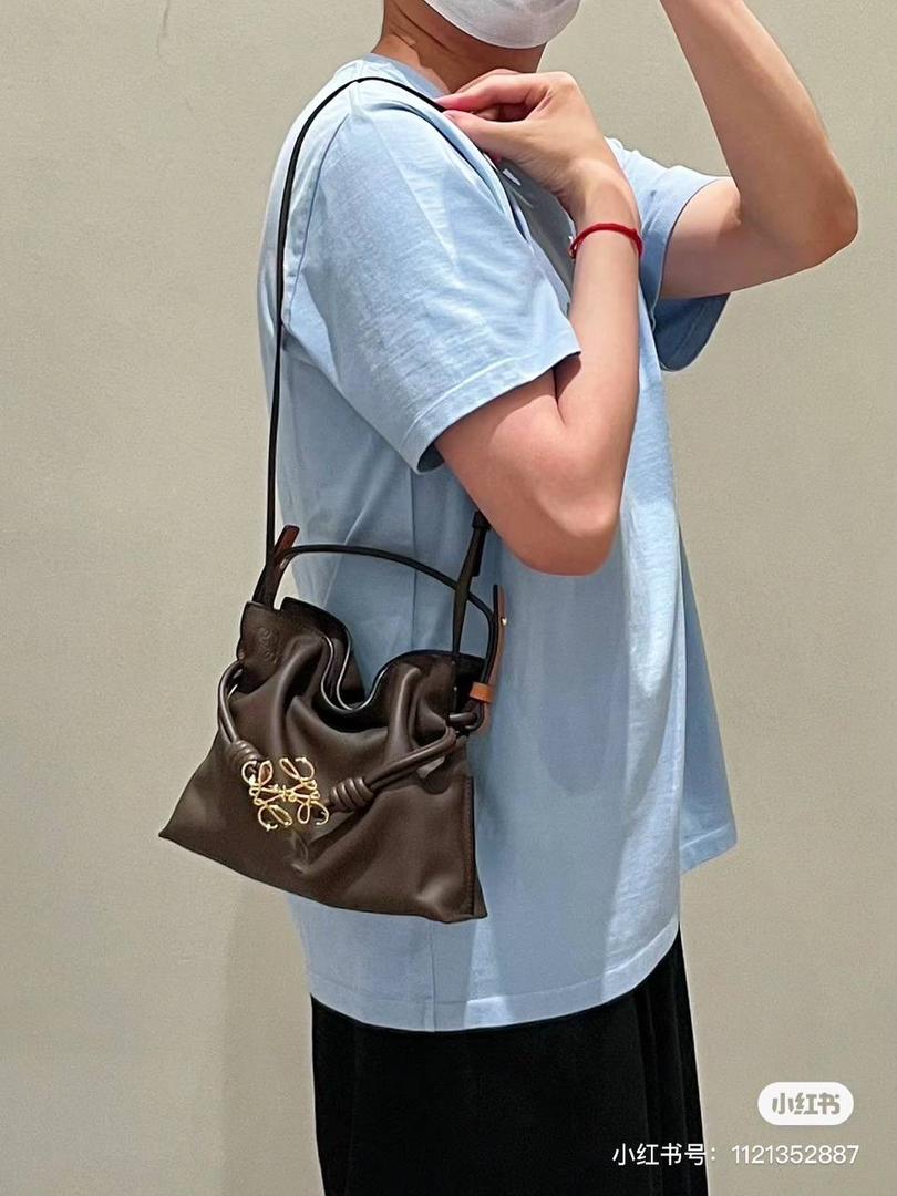 Loewe 罗意威 Flamenco Nano 纳帕小牛皮手提包