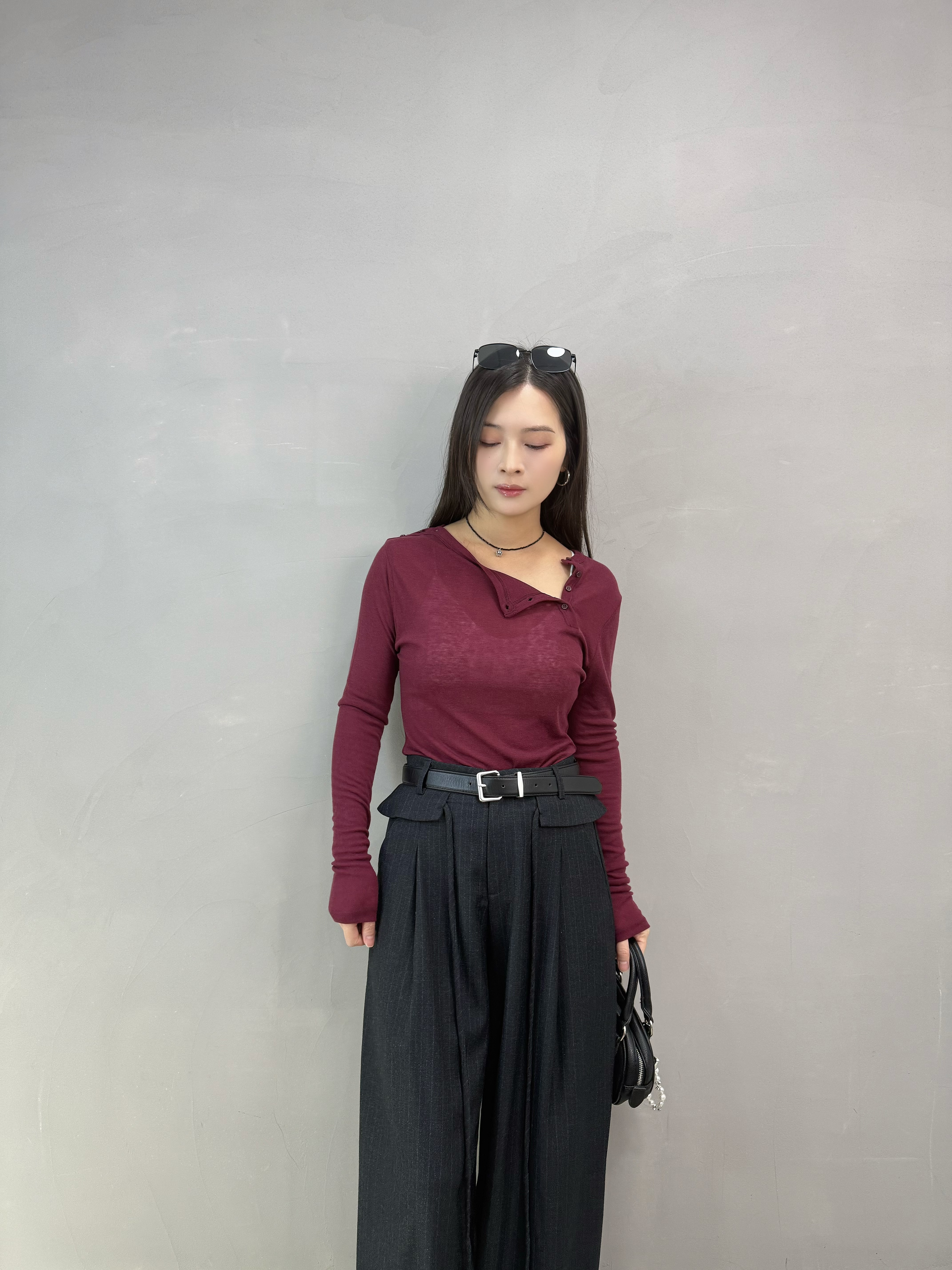 H01 剪領扣鈕設計感top