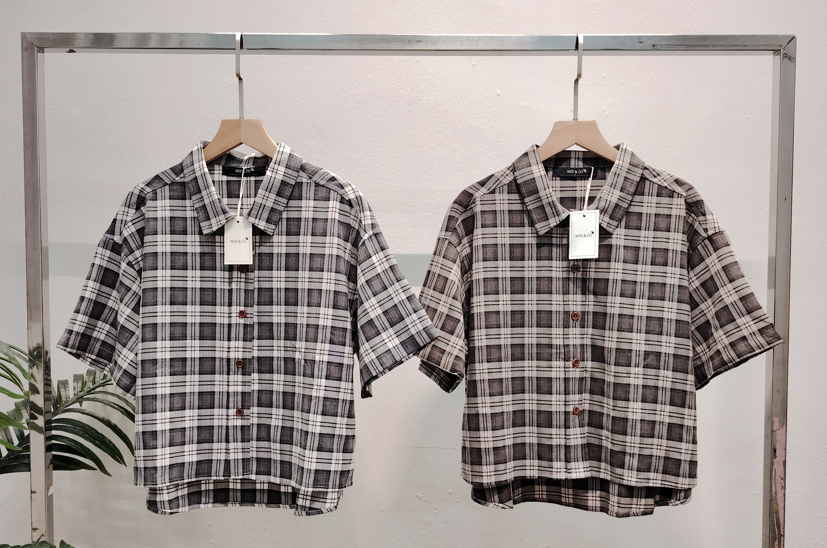 LY1560 Checked Crop Short Sleeve Shirt