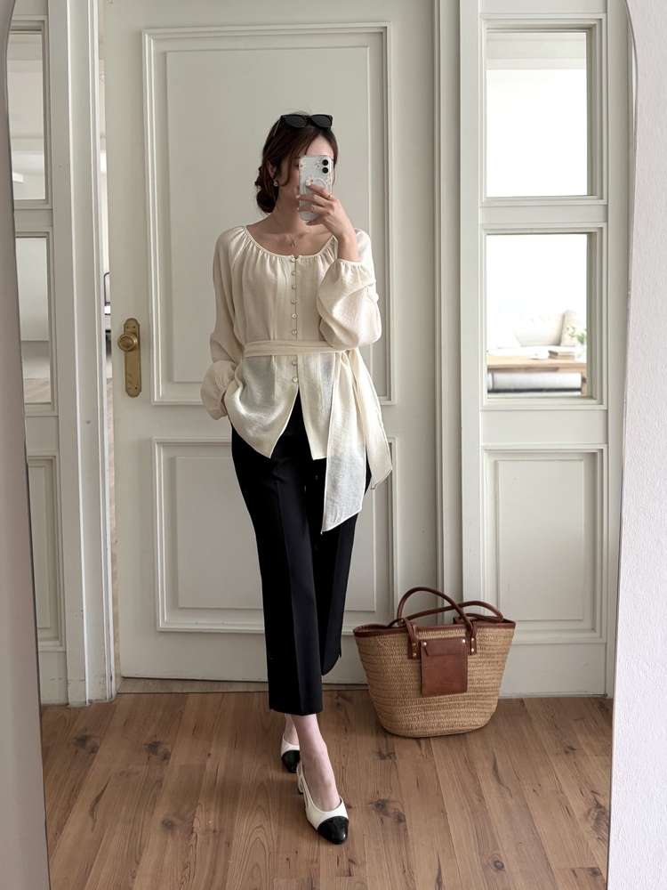 Eloise Tie-Neck Blouse (Cream)