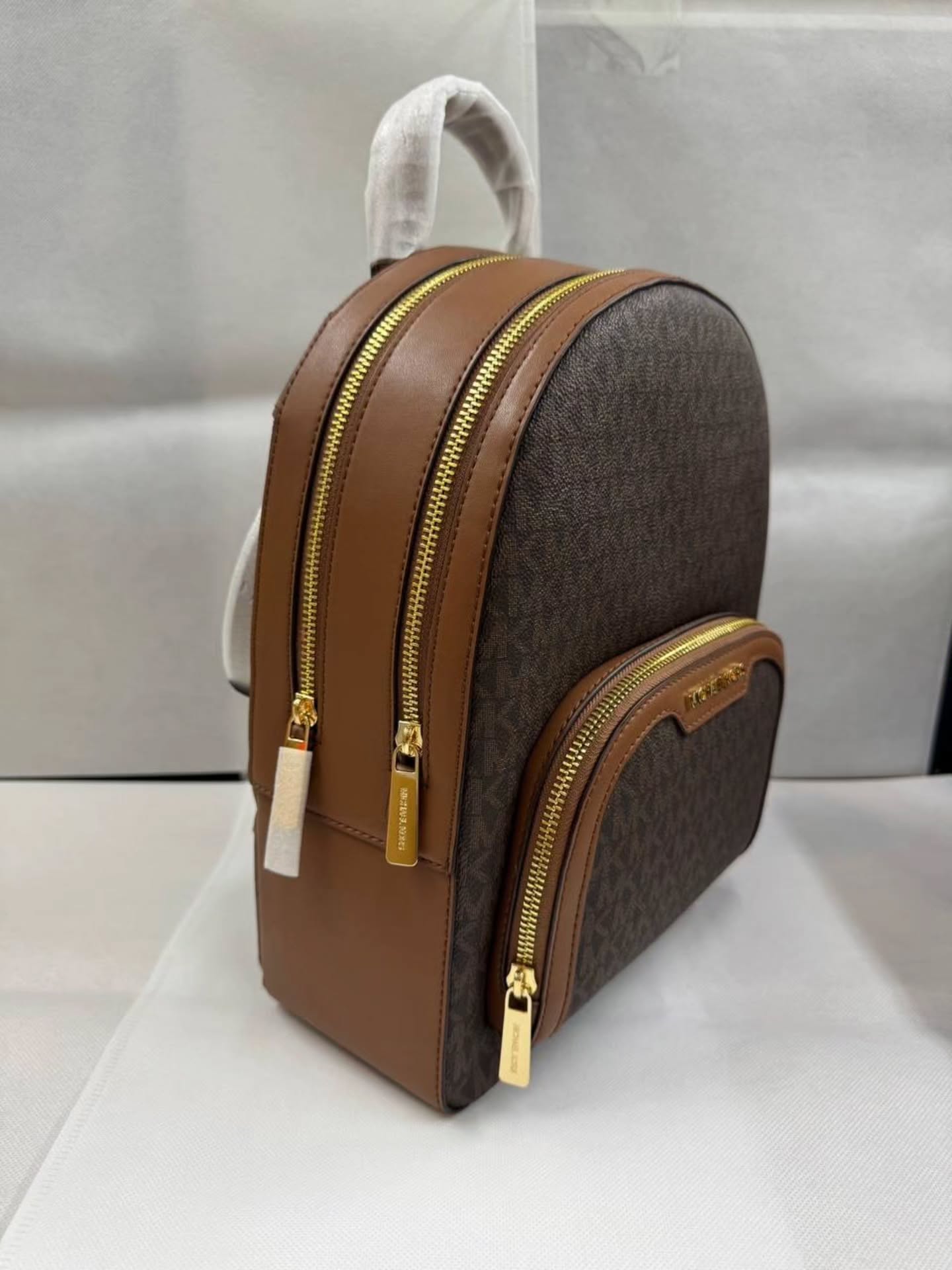 MK Jaycee中号后背包
