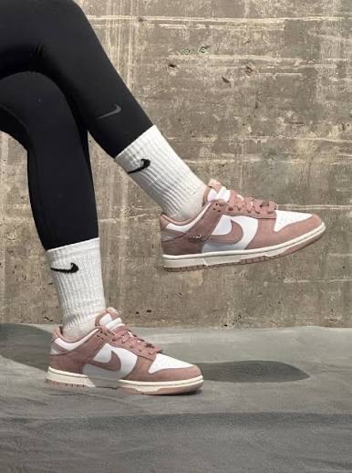 IB4417-102 Nike Dunk Low Rose Whisper Gold Mini Swoosh IB4417-102