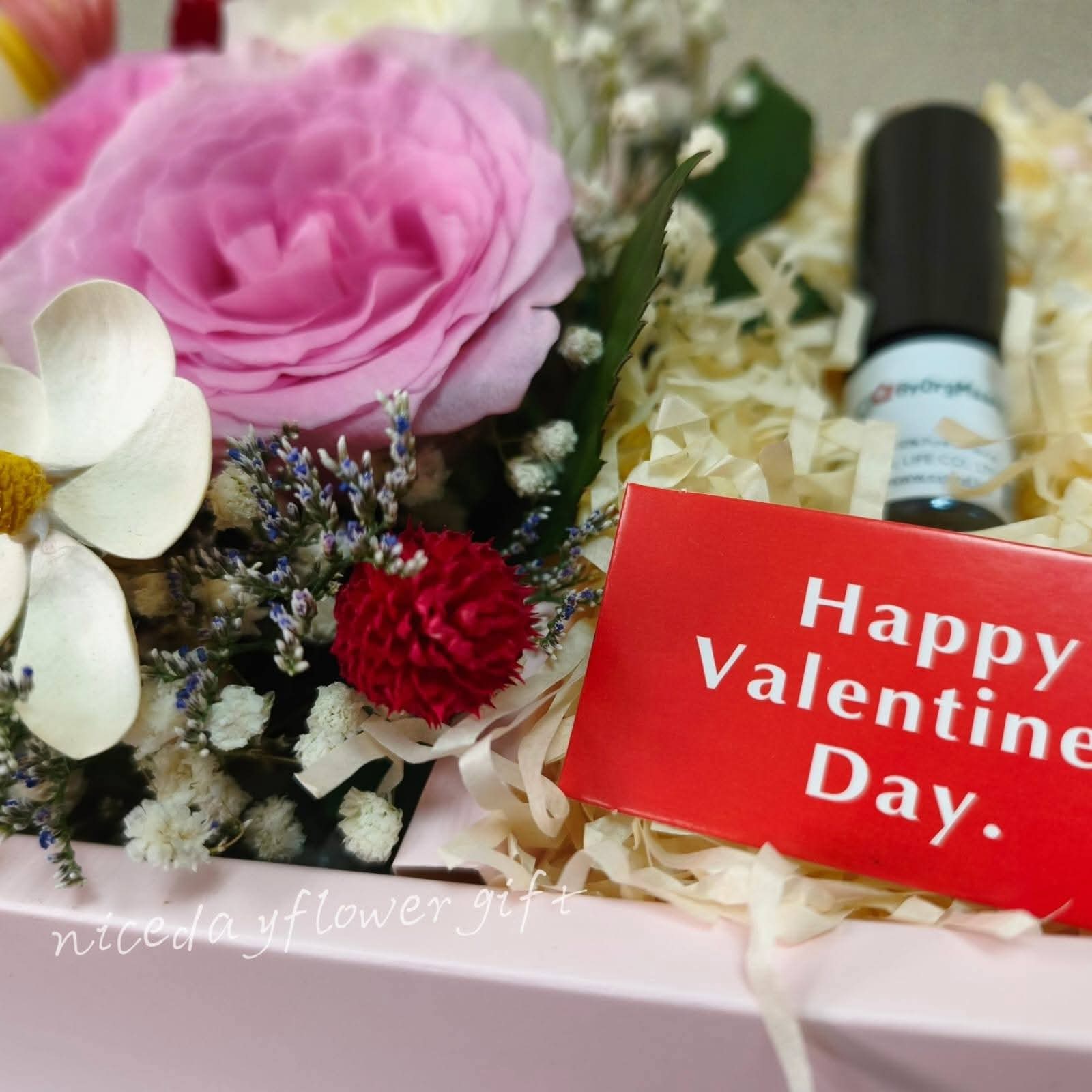 💞👑👑V2606 護手精華鮮花禮盒