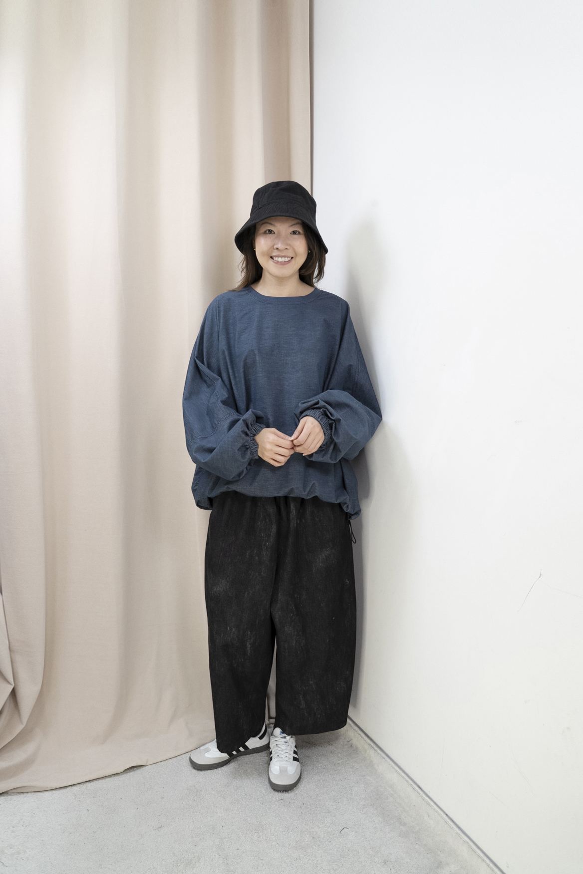 牛仔布感蝙蝠袖造型上衣