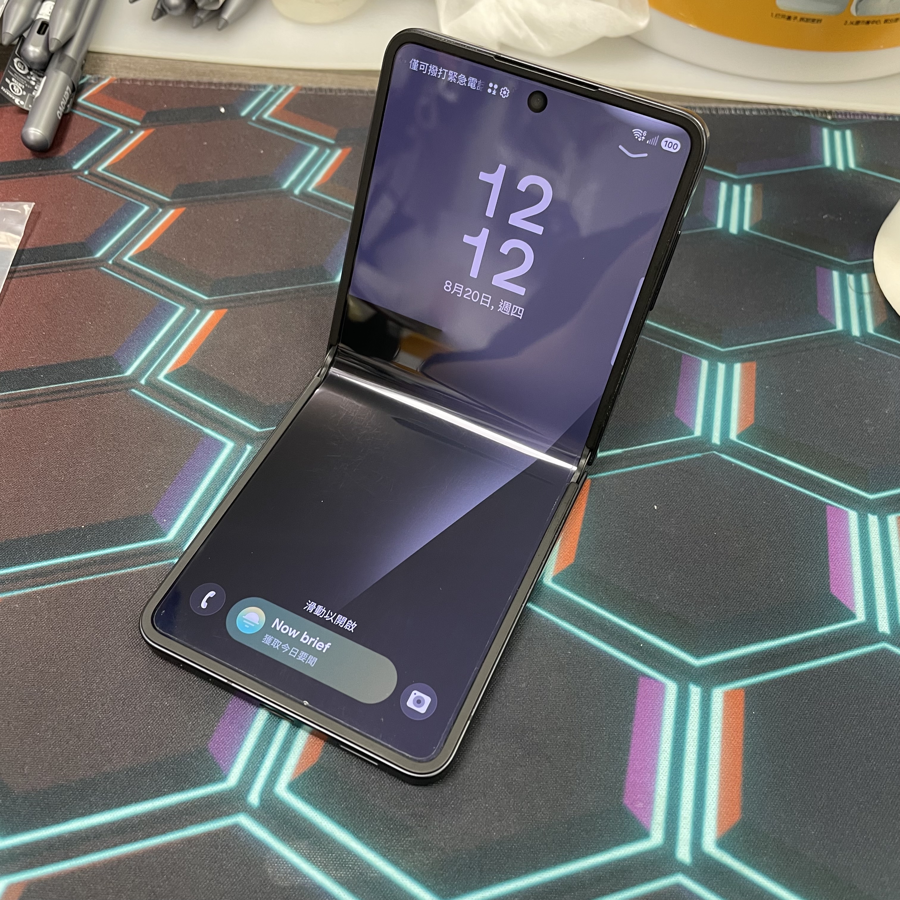 *7583 Galaxy Z Flip 7 完美機 12+512GB 黑色 black