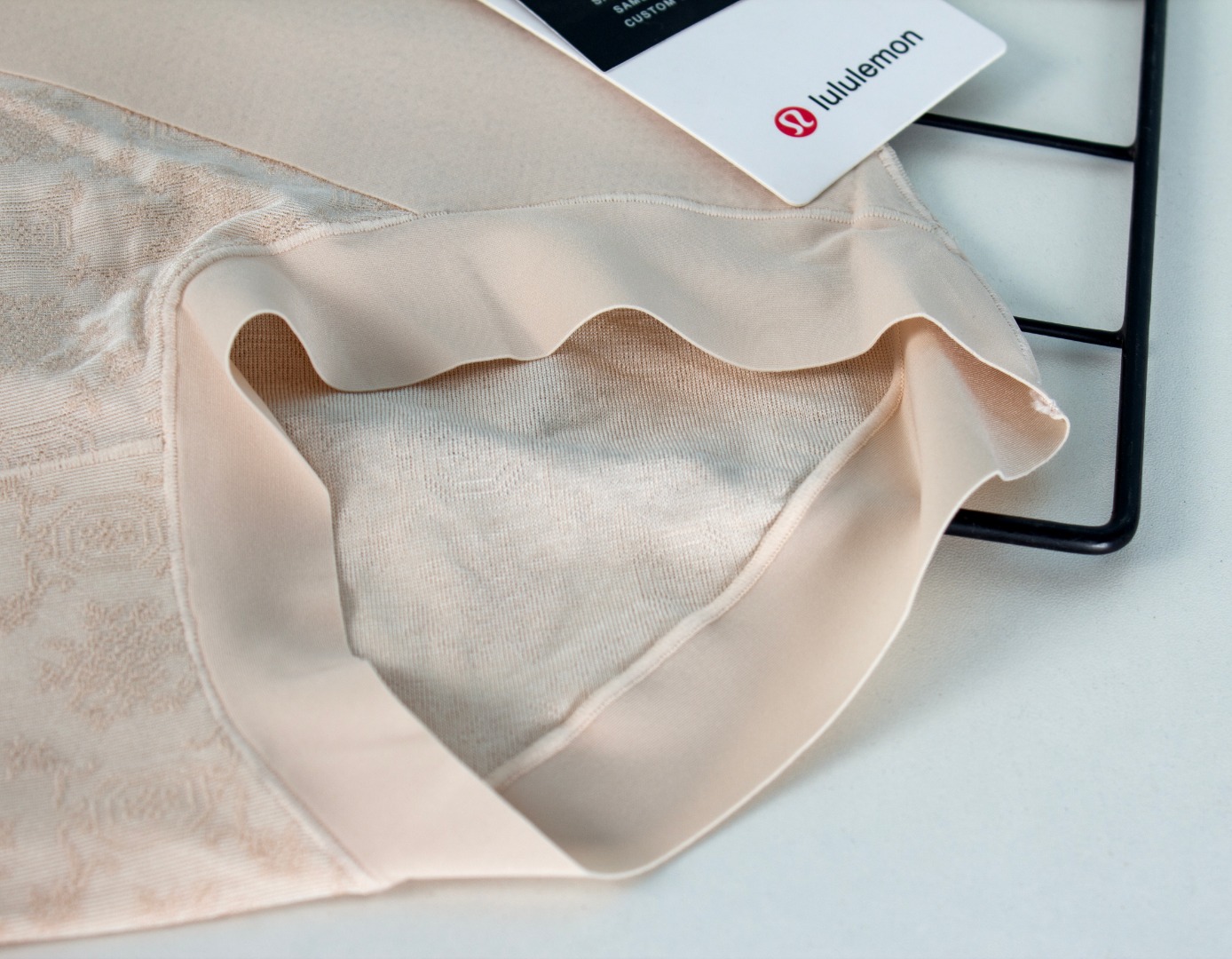 $188套2件装。🔥 lululemon／露露 收腹提臀瑜伽打底褲 🔥（✨加專櫃包裝盒 )