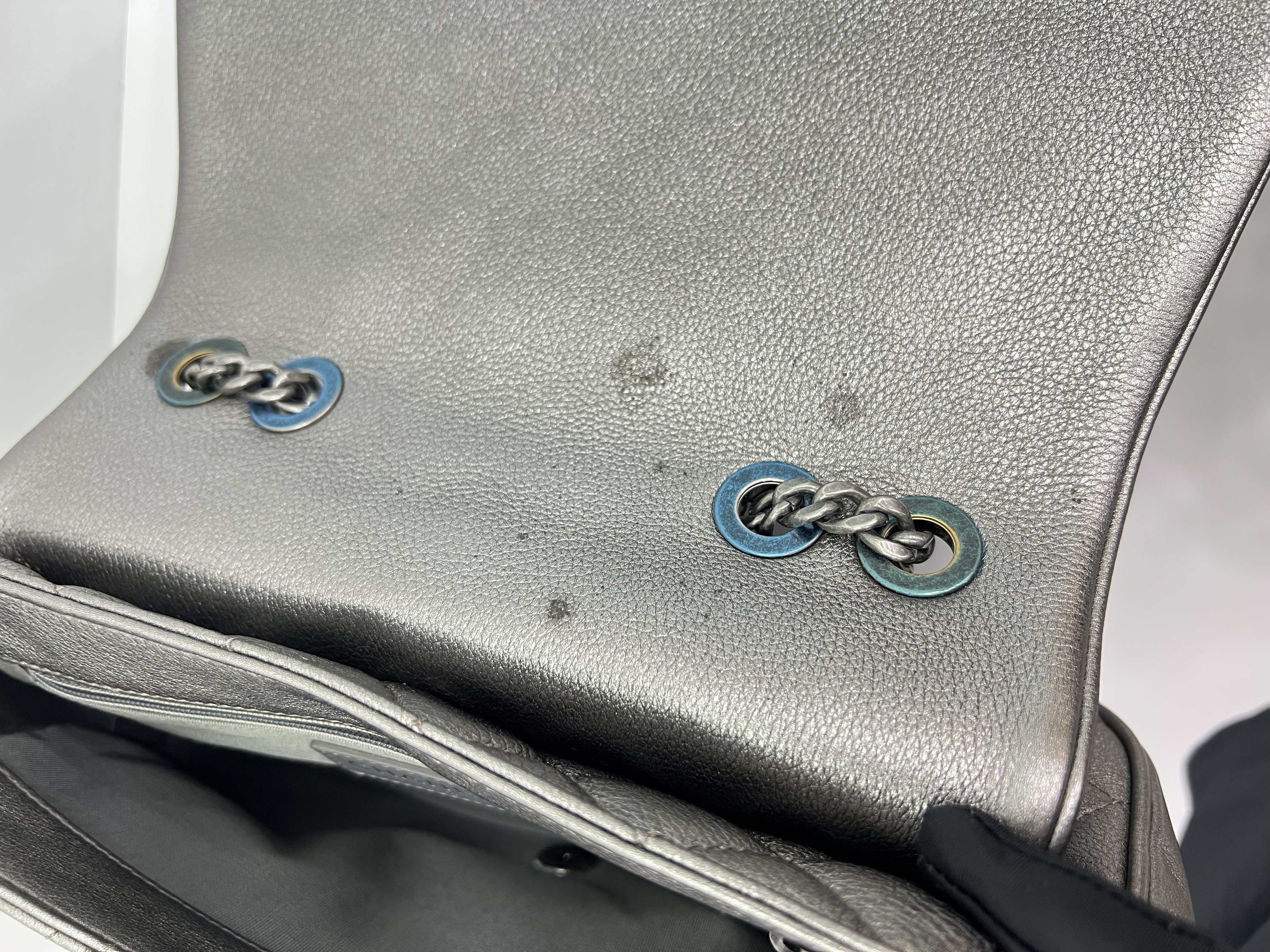 直播貨品 |  [1個-$100 2個-$300］EE99