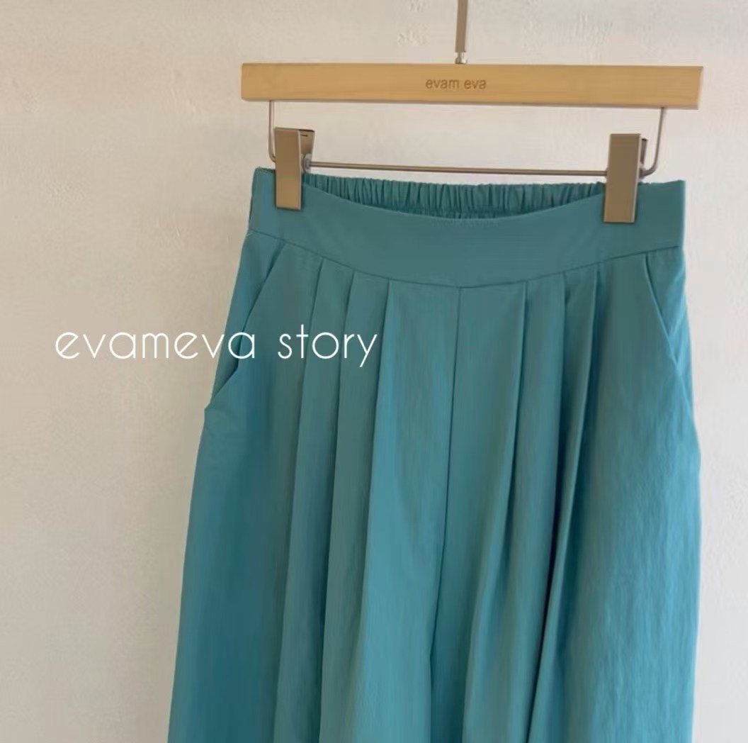 High-Waisted Pleated Wide-Leg Pants ‖ 高腰垂感百褶阔腿裤 KR049929