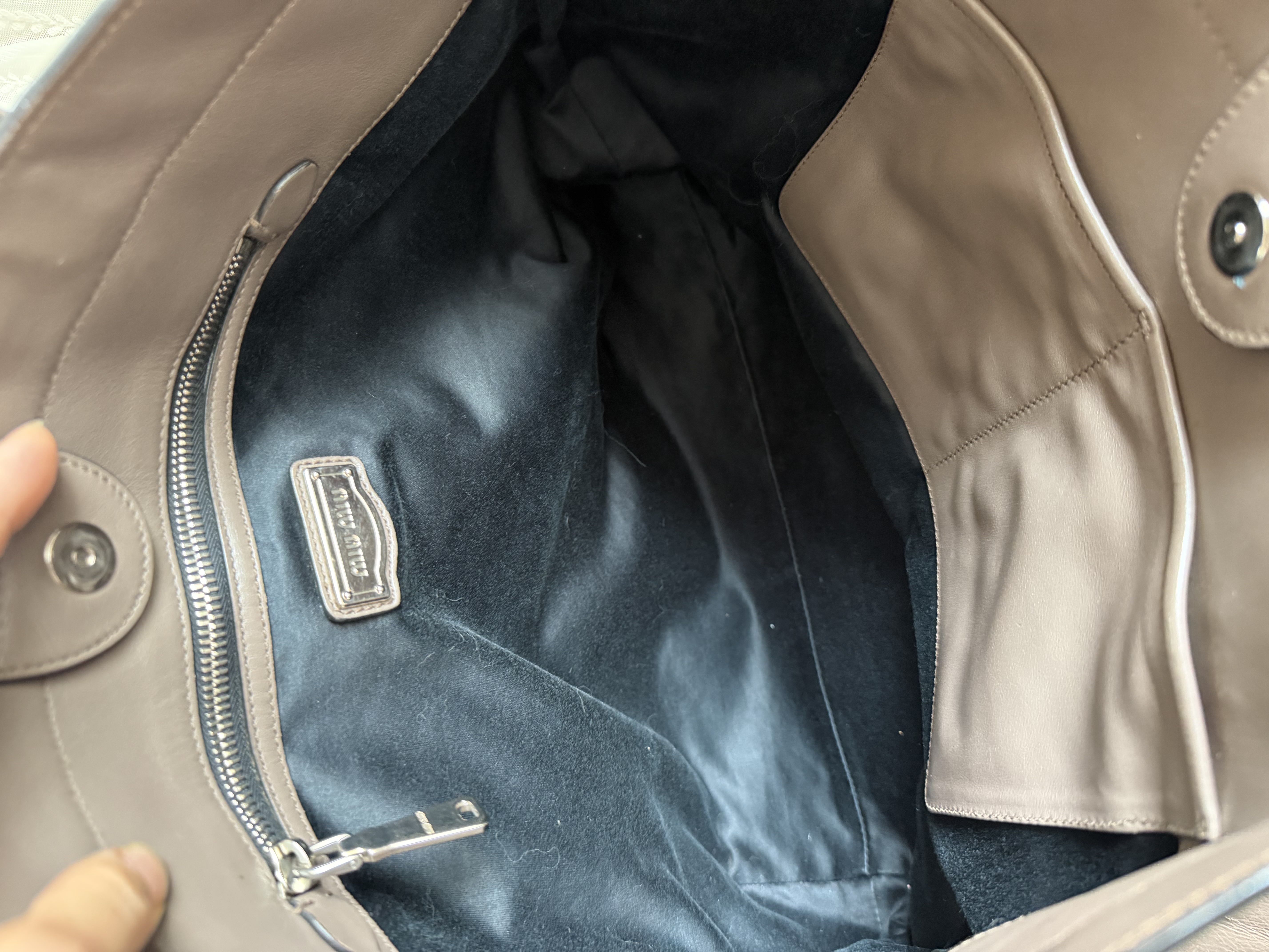 Miu miu ivy black grey leather tote bag