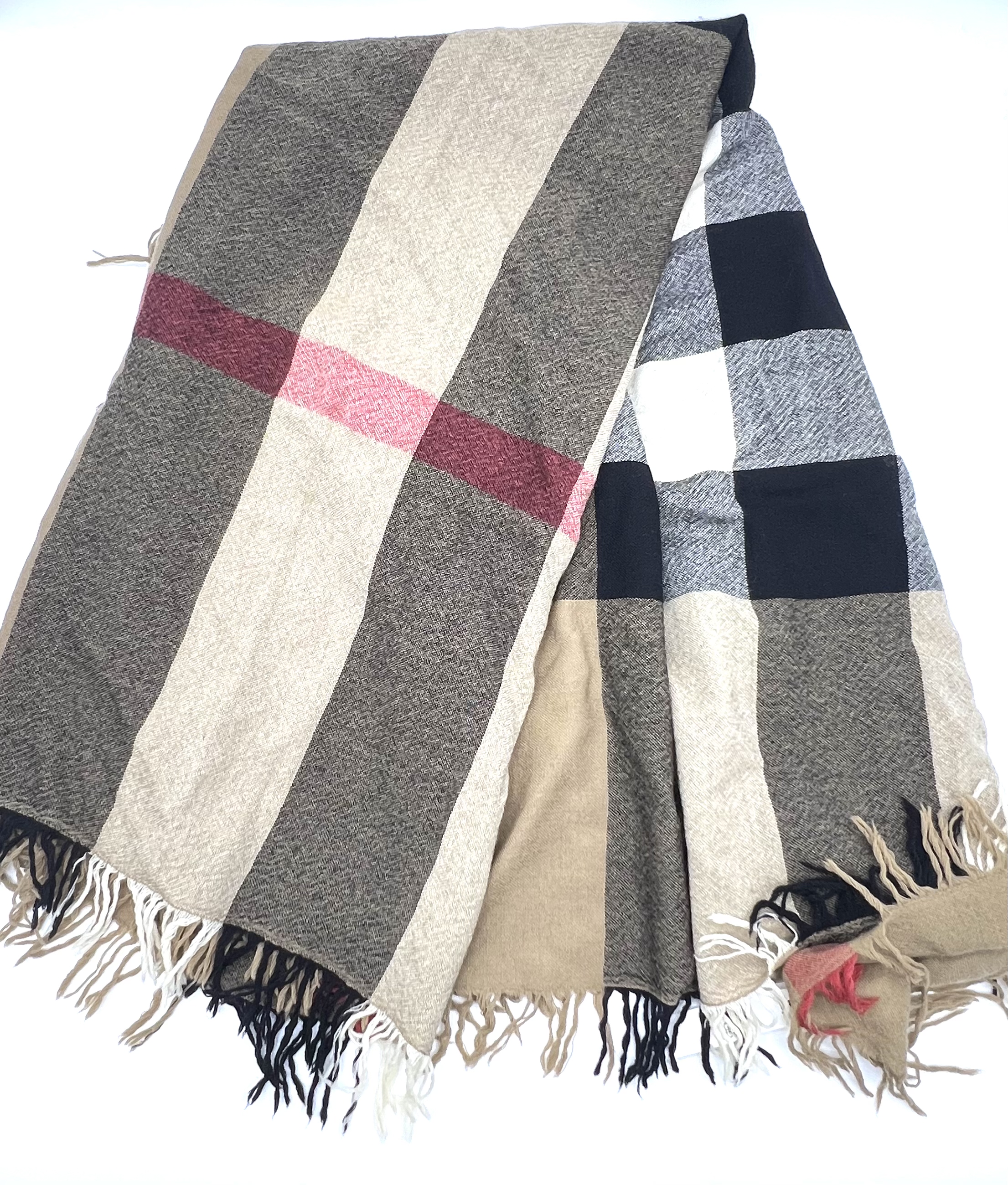 Pre-Owned Burberry Grey in Wool / Product Code: 26040703