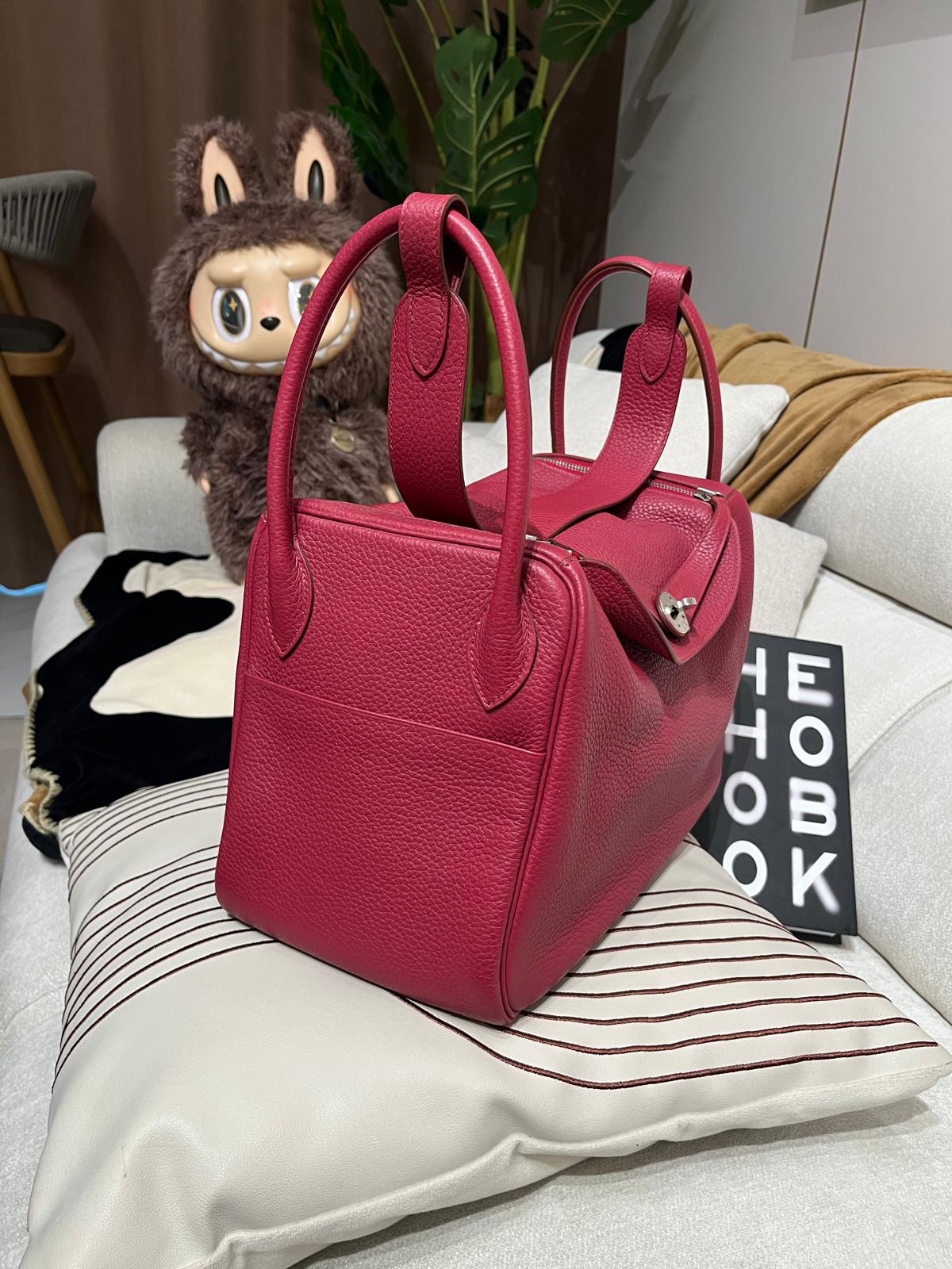 Hermes Lindy 34,rubis,STAMP T 100%Authentic,95%new✅dust bag