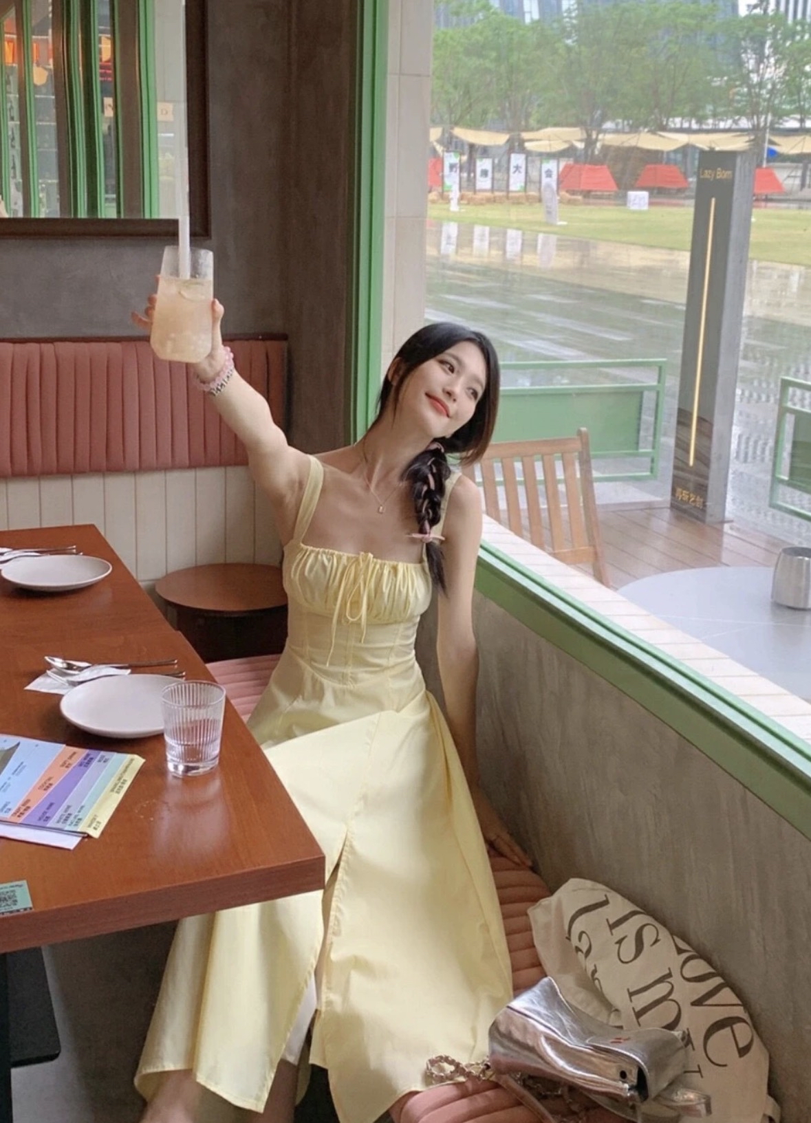 DR459高腰吊带连衣裙