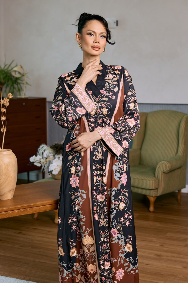 KENCANA in Black Roselle