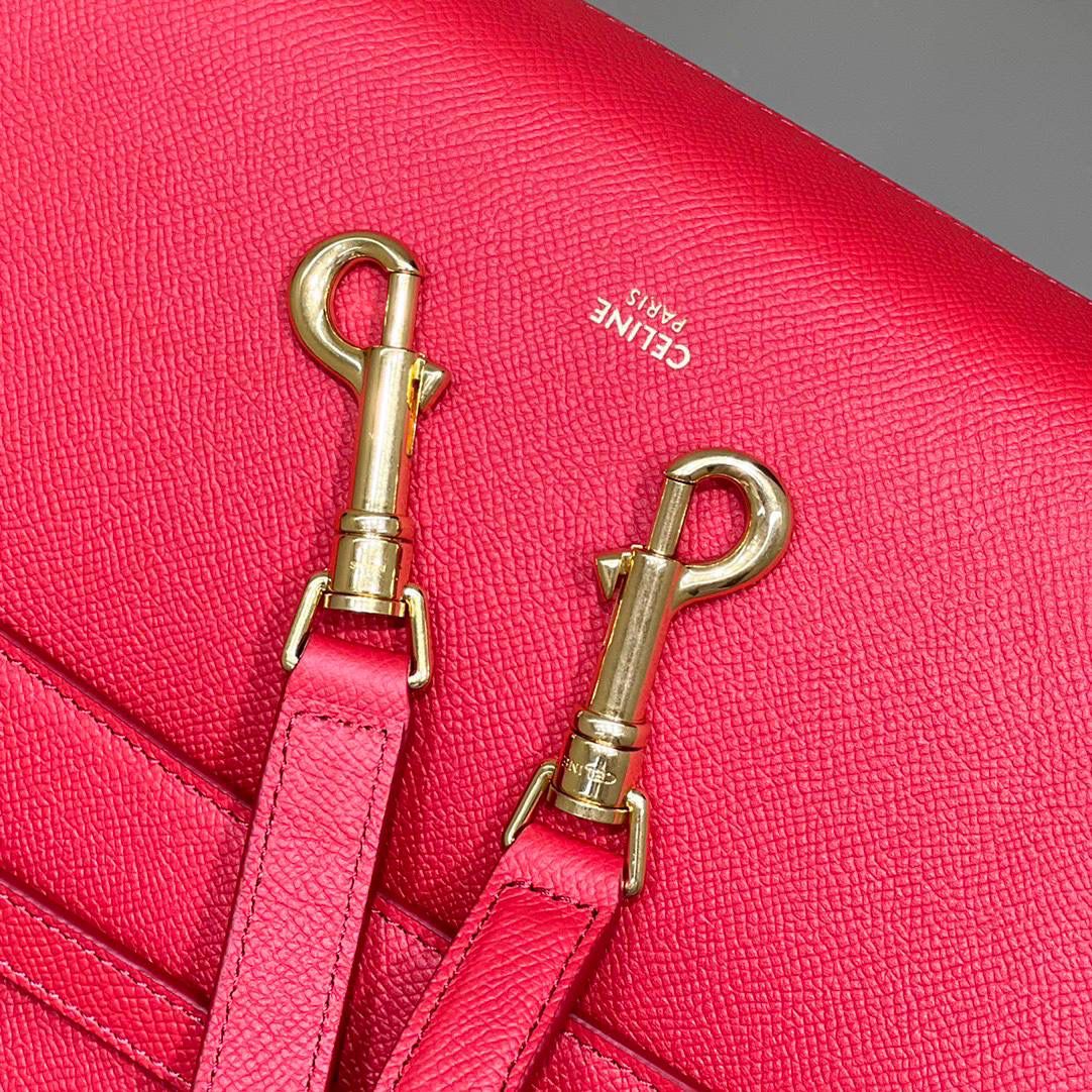 🔥大货实拍图 𝗖𝗘𝗟𝗜𝗡𝗘 ♥️ 𝗕𝗘𝗟𝗧 𝗠𝗜𝗖𝗥𝗢 型号：189153 尺寸：24*20*13cm