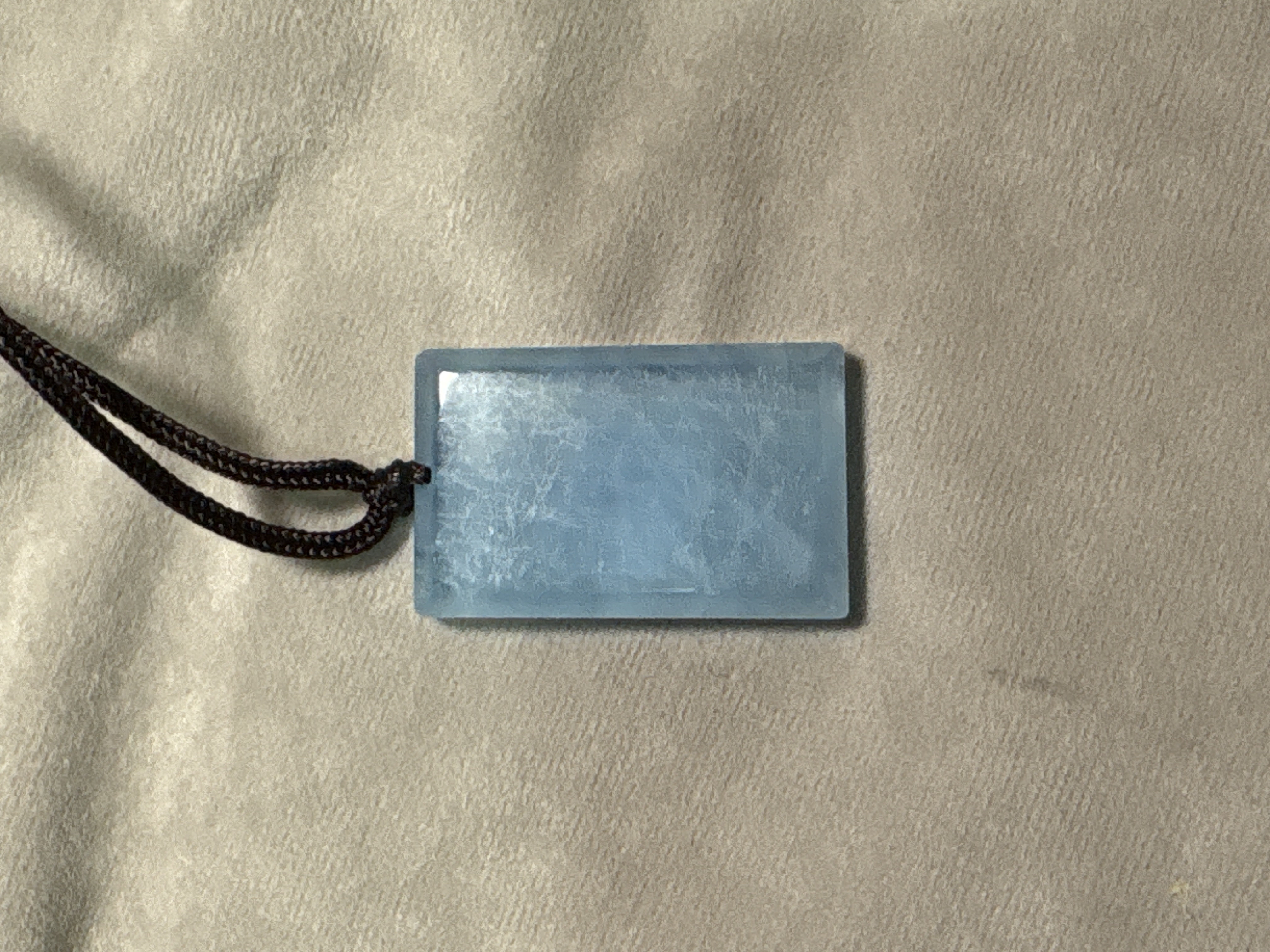 海藍寶平安無事牌No 19-580 丨規格：重：12-13克