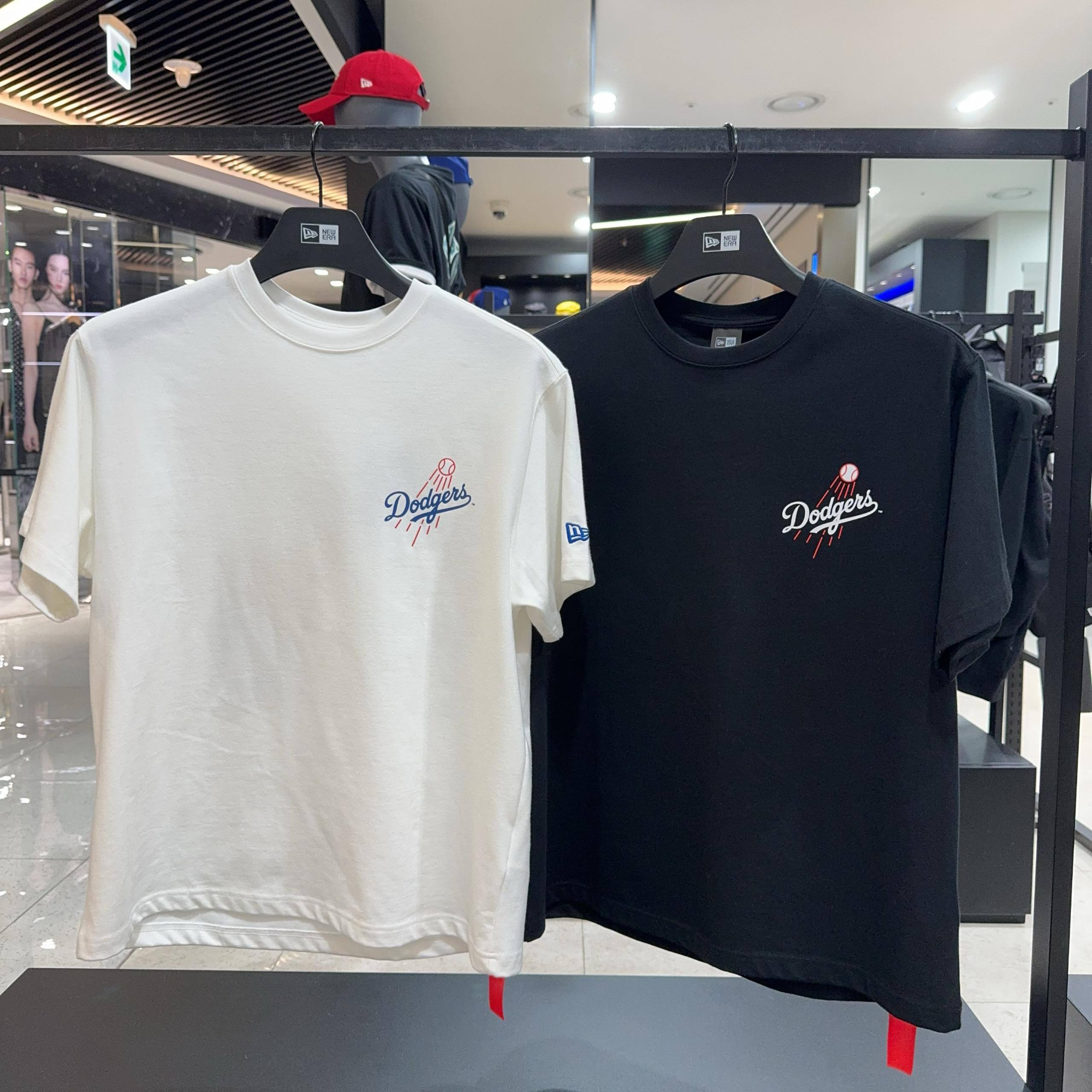 🇰🇷Newera 男女同款上衣✨