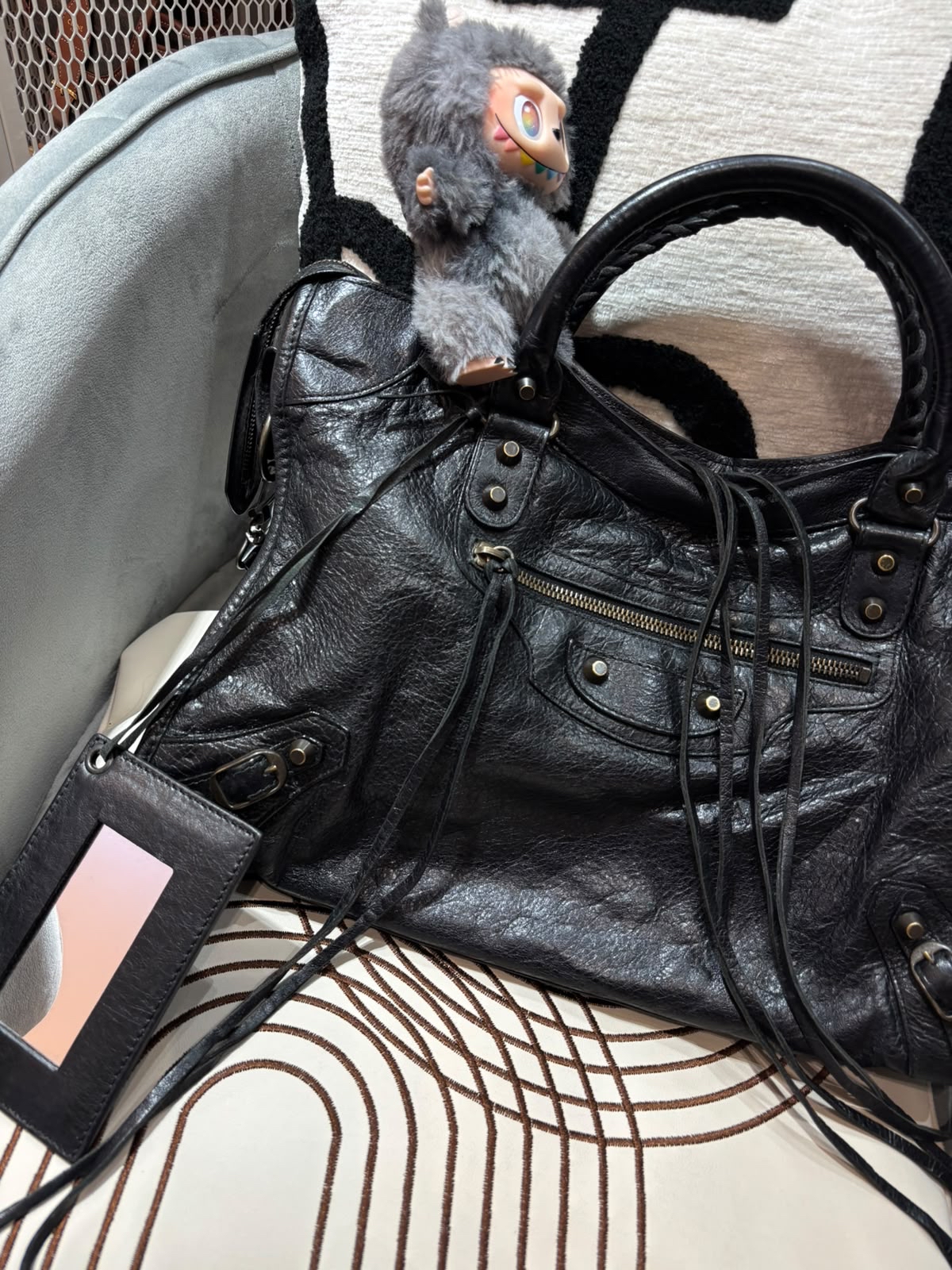 Balenciaga city medium 黑色山羊復古釘100%Authentic,93%new  ✅mirror ✅dust bag