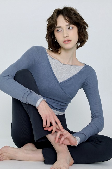 【Two-way wear】預購_DEVI-T0041 Curve Wrap Crop Top by Devi wear