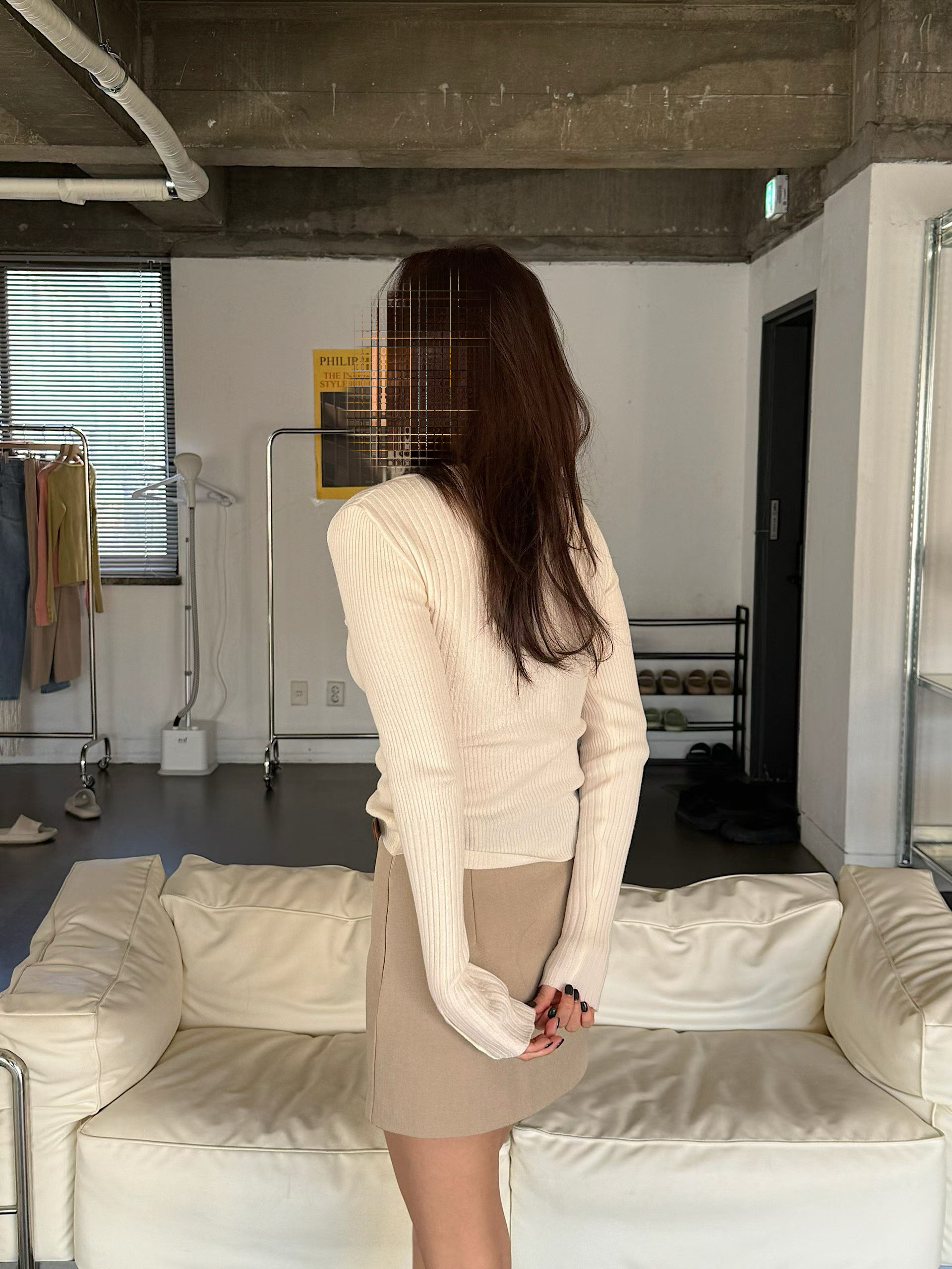 Elegant U neck knit top