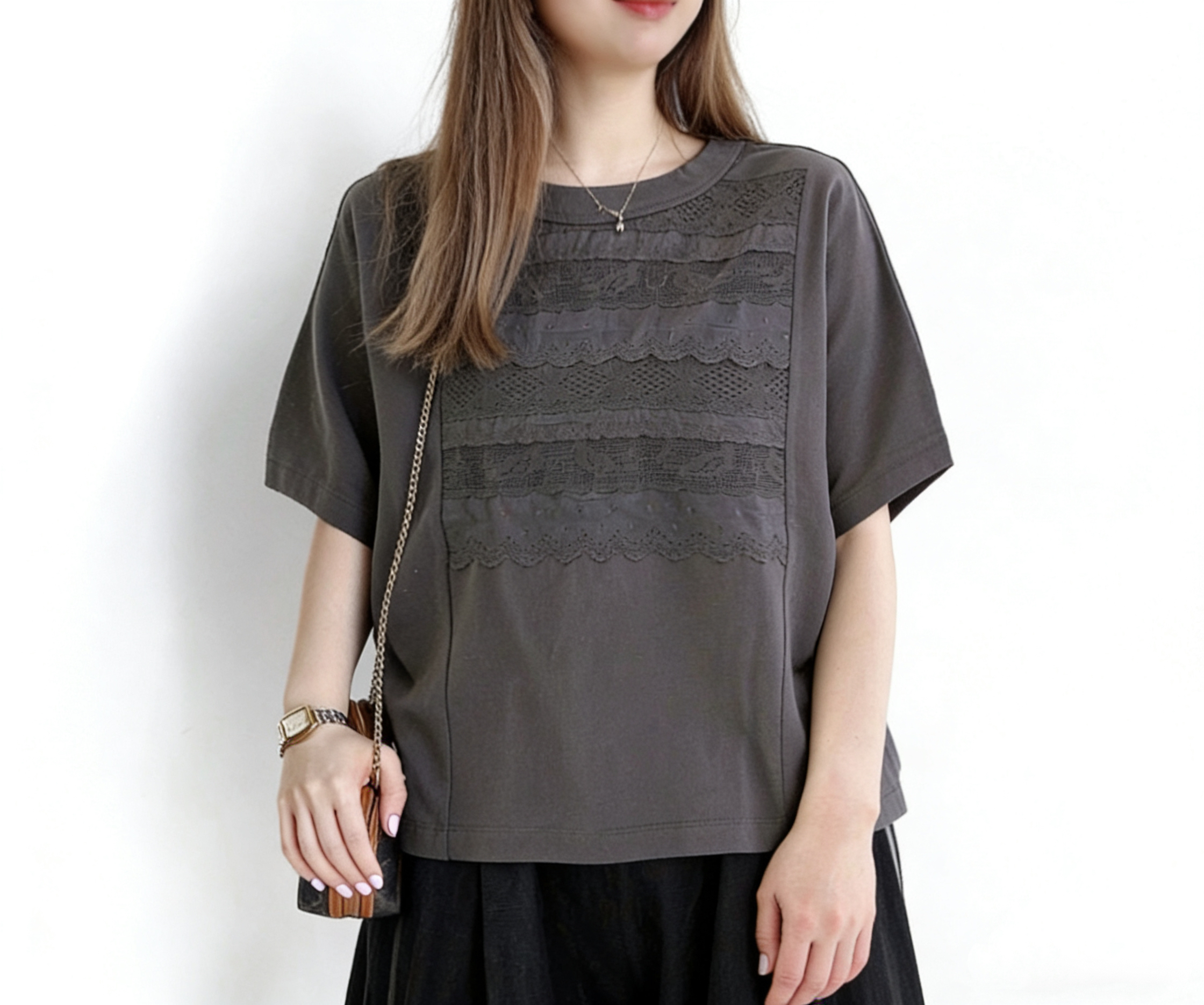 日系Lace刺繡Tee - 碳灰