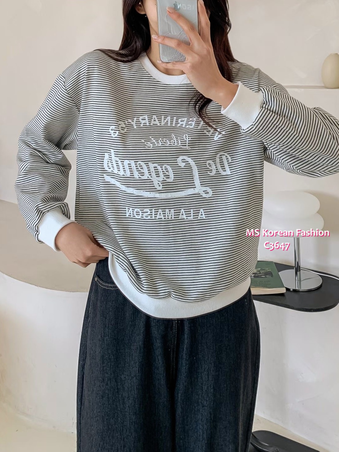 C3647 韓國🇰🇷靚色橫間字母print top