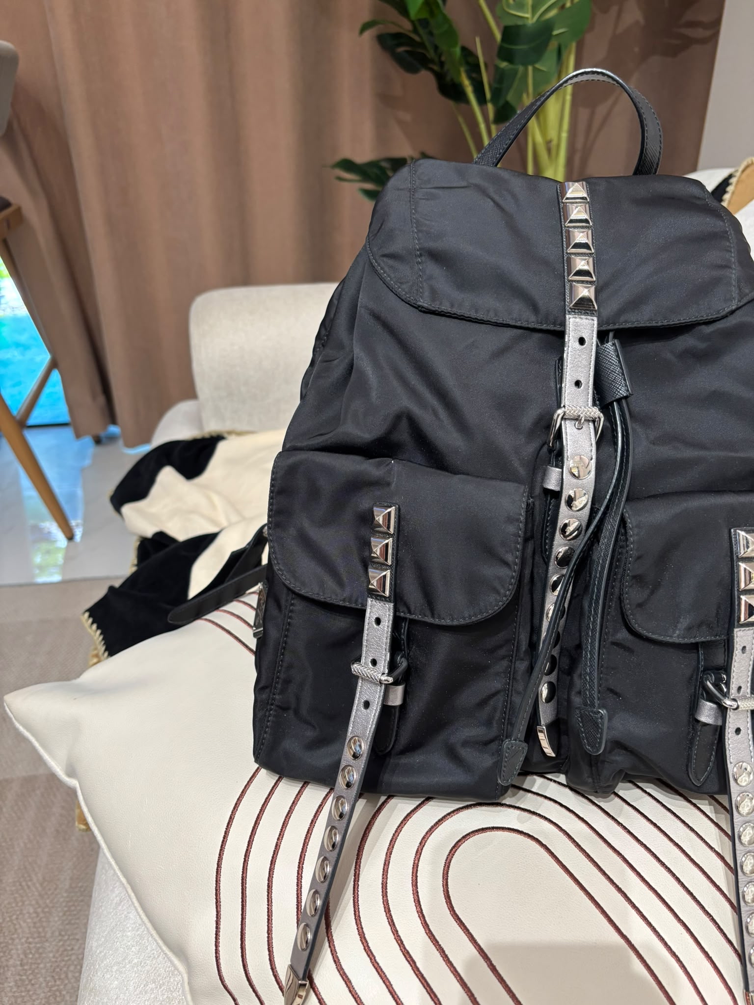 Prada backpack nylon 100%Authentic, 95%new ✅dust bag