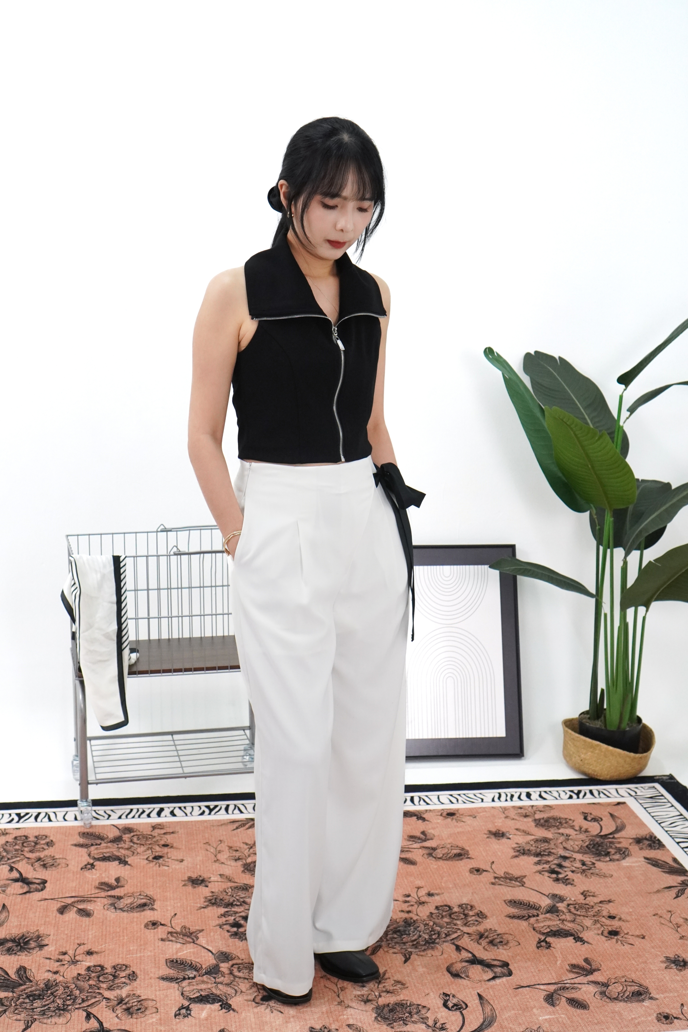 侧边绑带米白长裤 Side Tie Trousers