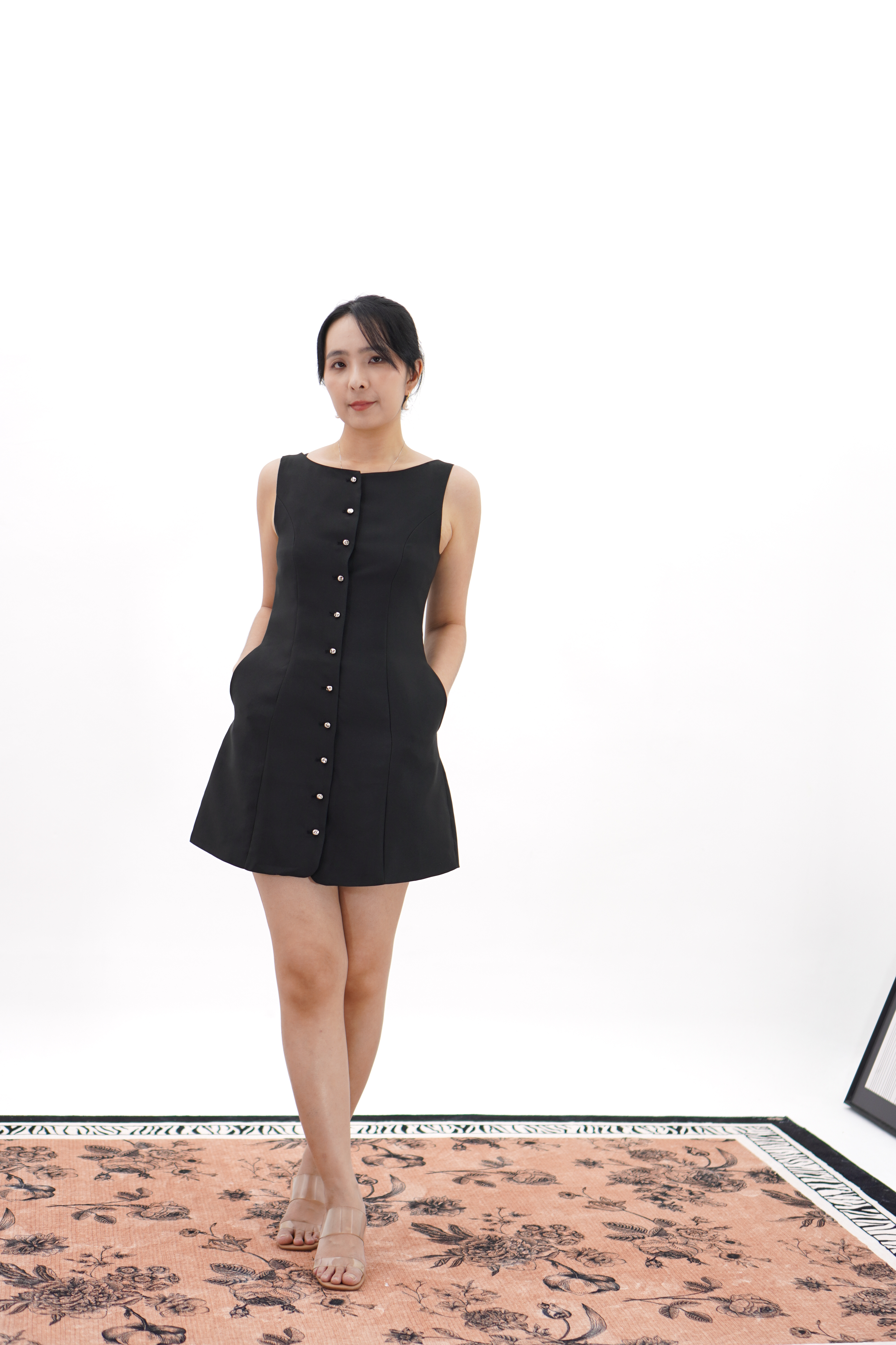 排扣连衣短裙 Front Buttons Sleeveless Dress