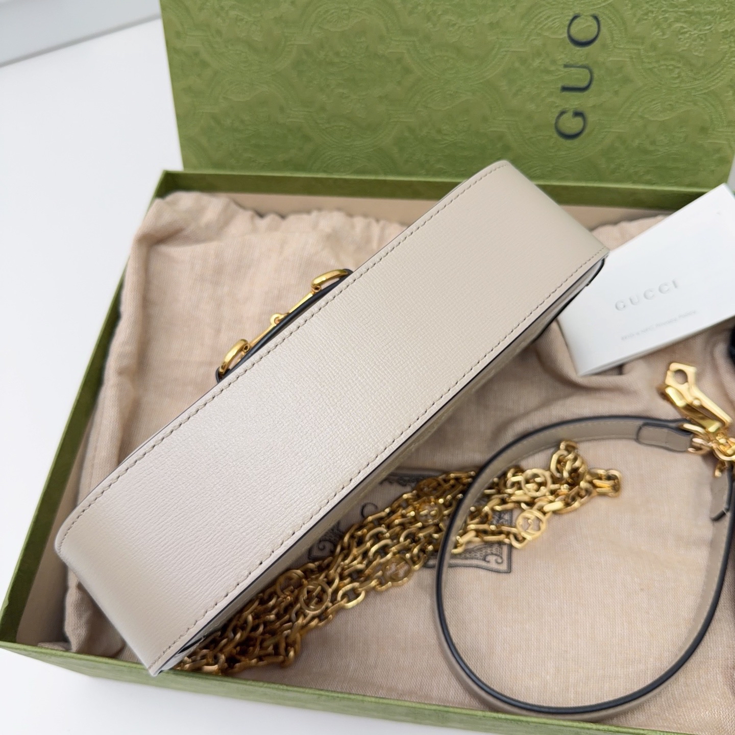 【預訂貨品】Gucci燕麥色法棍包腋下包 