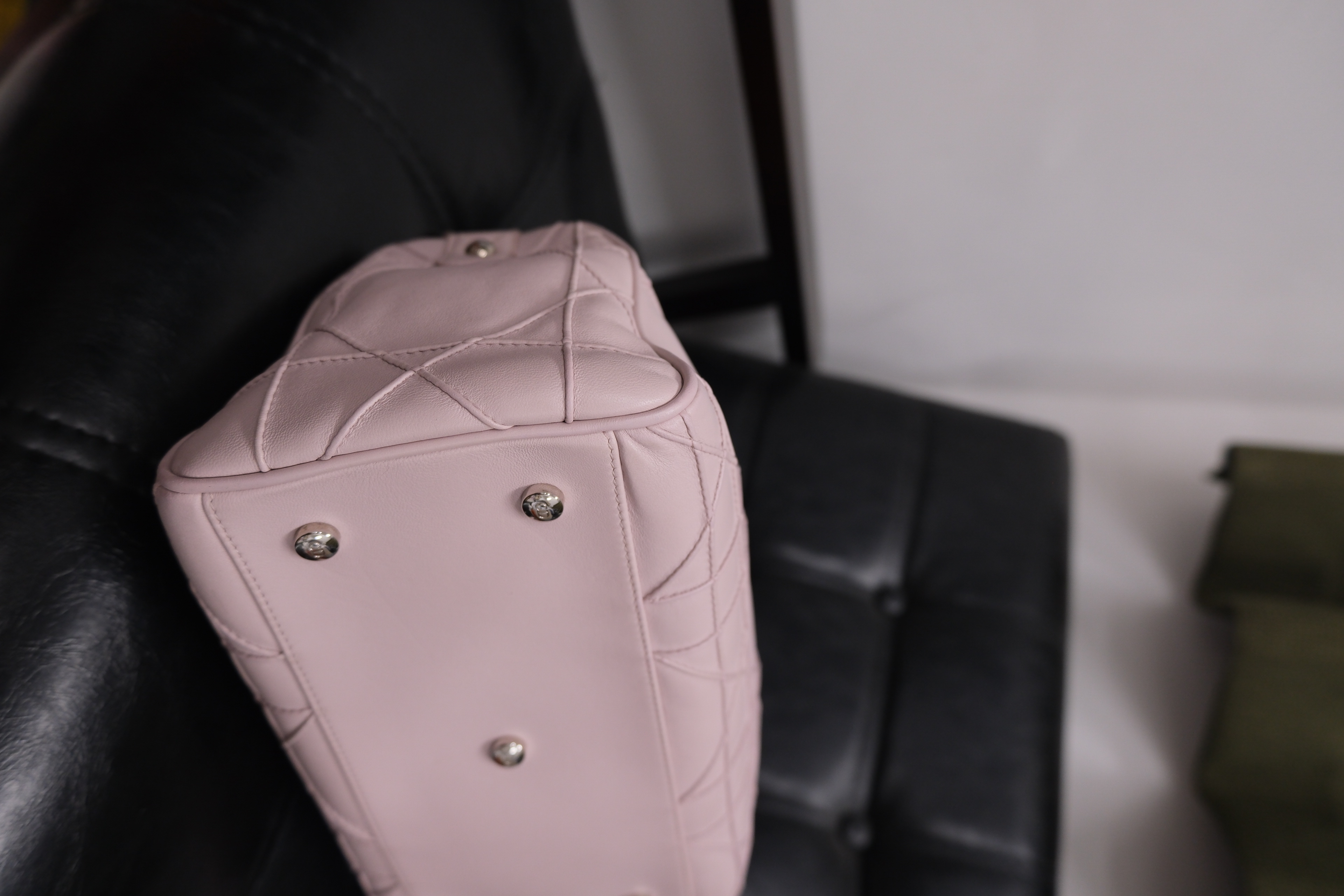 Cannage Leather 2 Way Handbag Pink