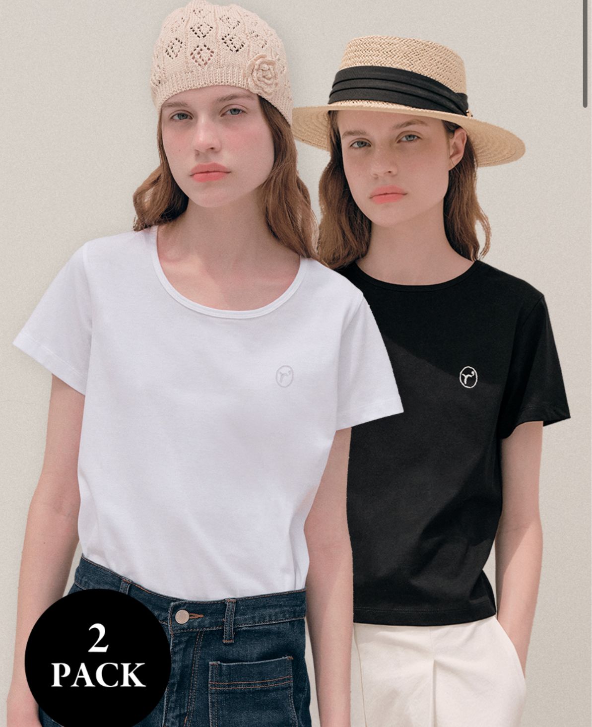 🎀Rolarola 🎀 [2PACK] U-neck + round-neck silket T-shirt set 獨家折扣優惠(1set2件) size: s/m Set A: 白U-neck + beige round-neck Set B: 白U-neck + 黑 round-neck Set C: 黑U-neck + 白 round-neck 28/3截單