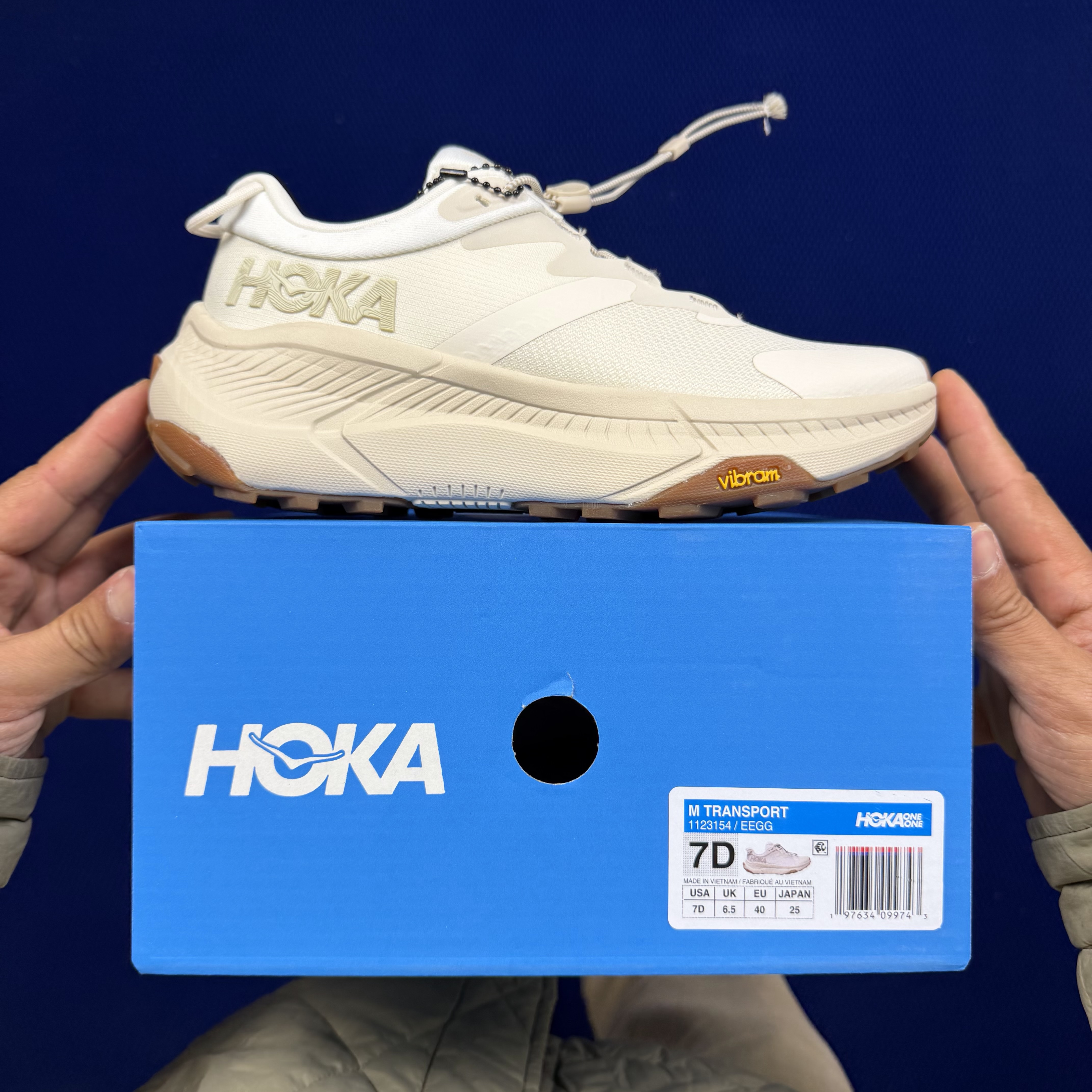 Hoka One One Transport