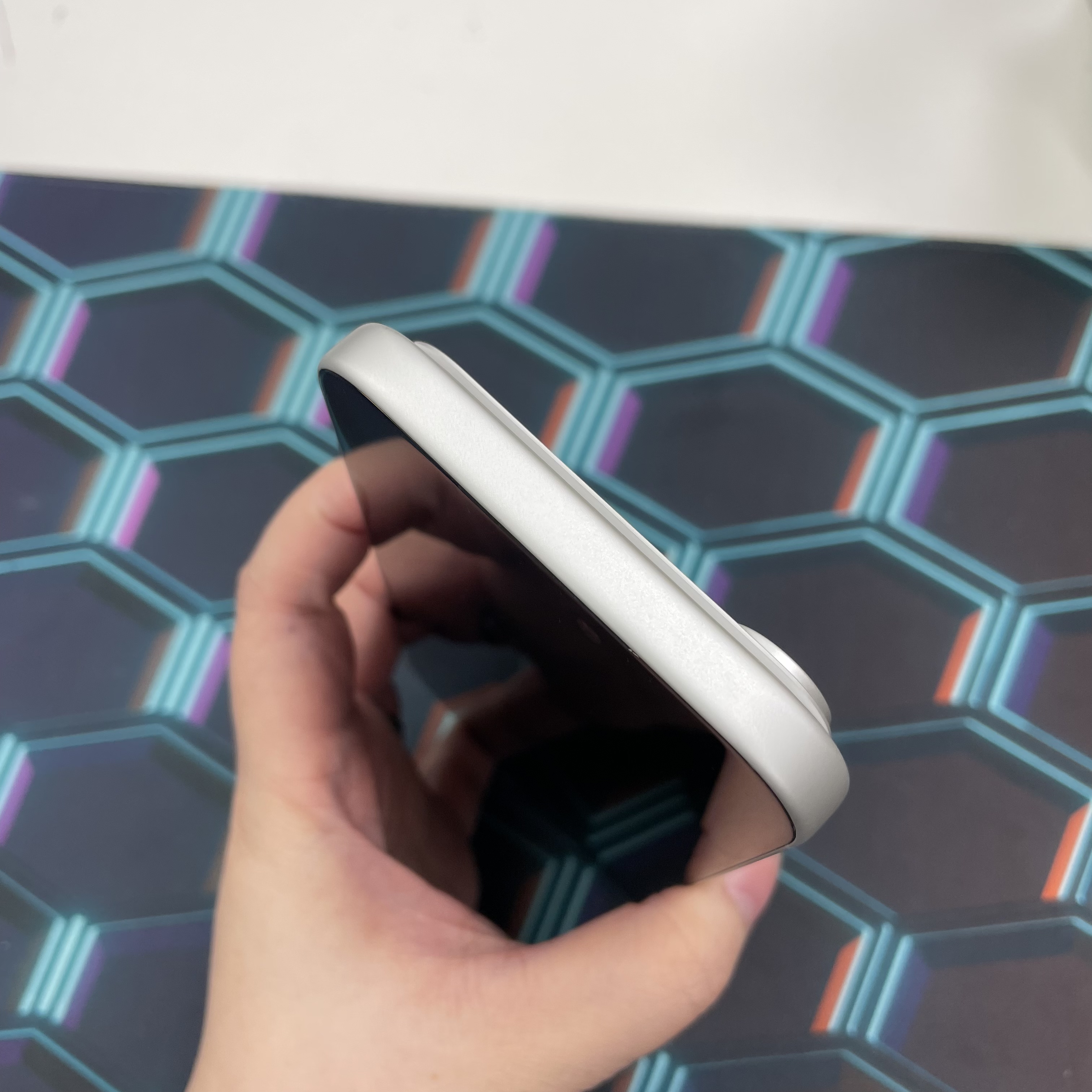 *6408 17 pro max 未使用品 1TB 電100 銀色 sliver