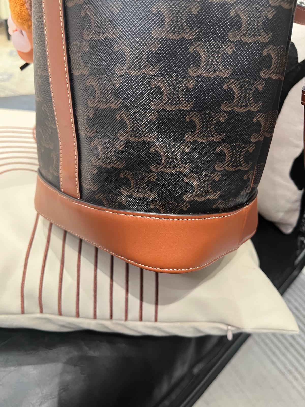 Celine Bucket Small Bag Triomphe 100%Authentic, 95%New✅Dust bag