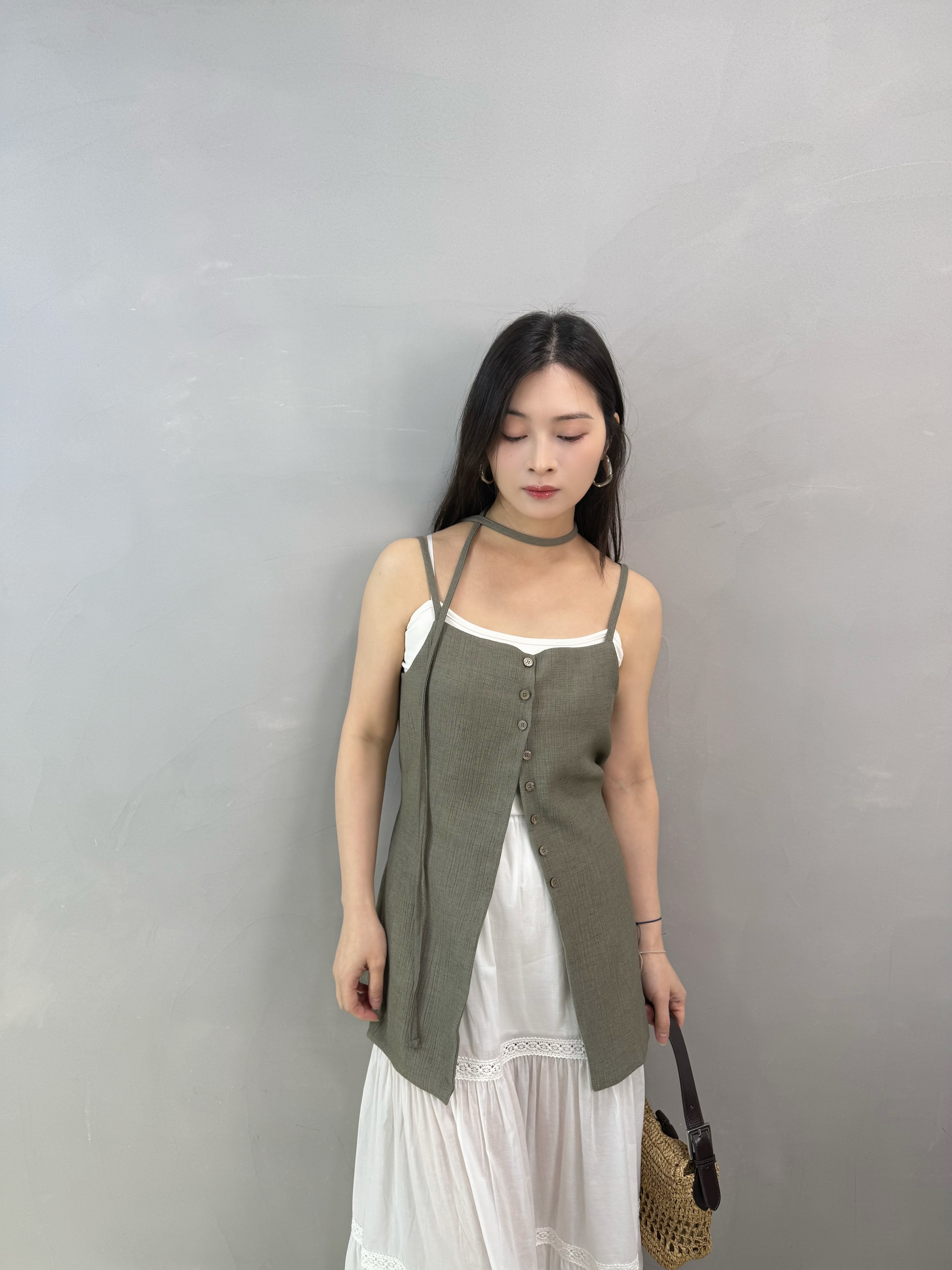 Q62 壓紋扣鈕吊帶
