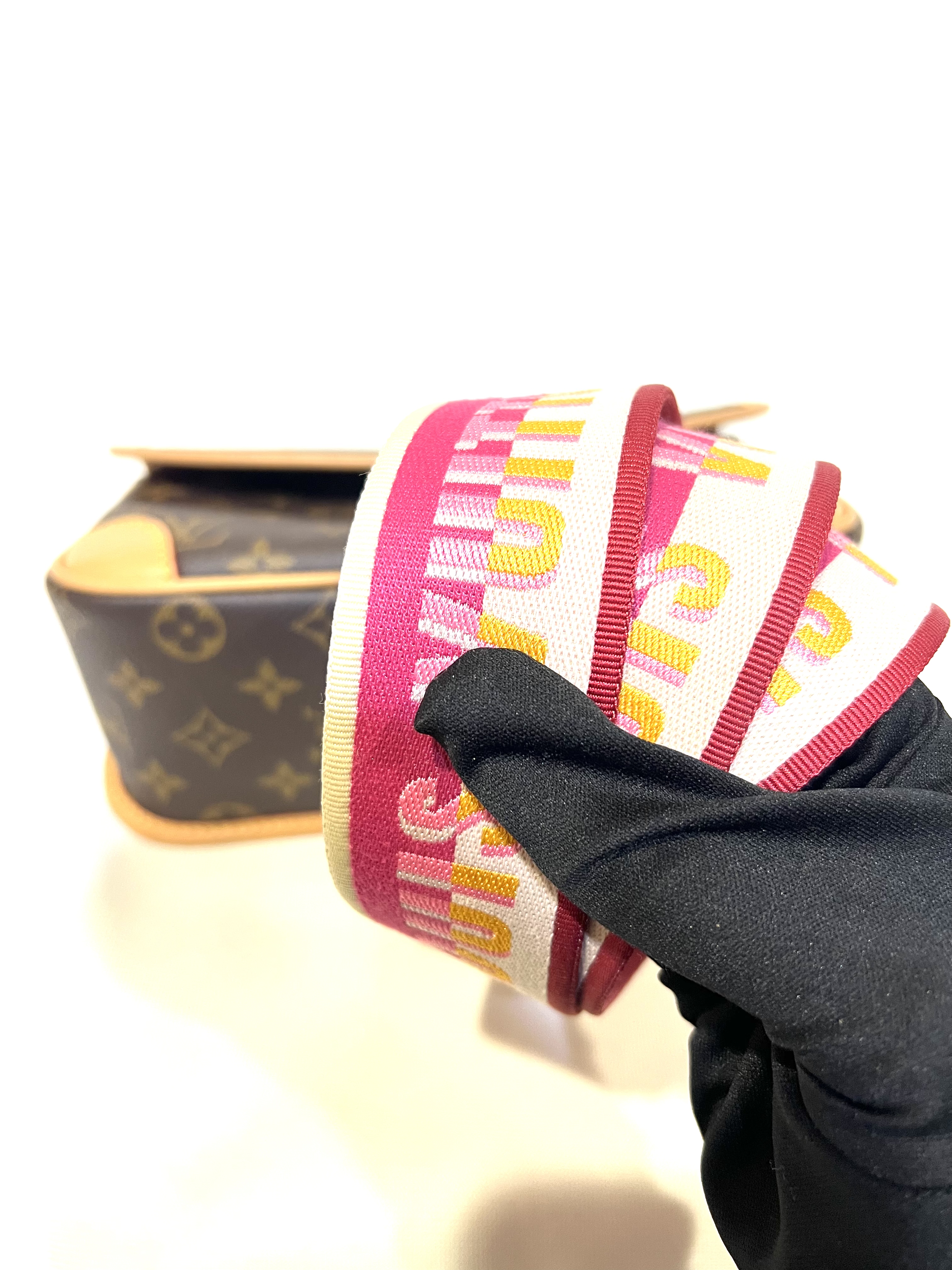 Pre-Owned Louis Vuitton Diane / Product Code: 26041120