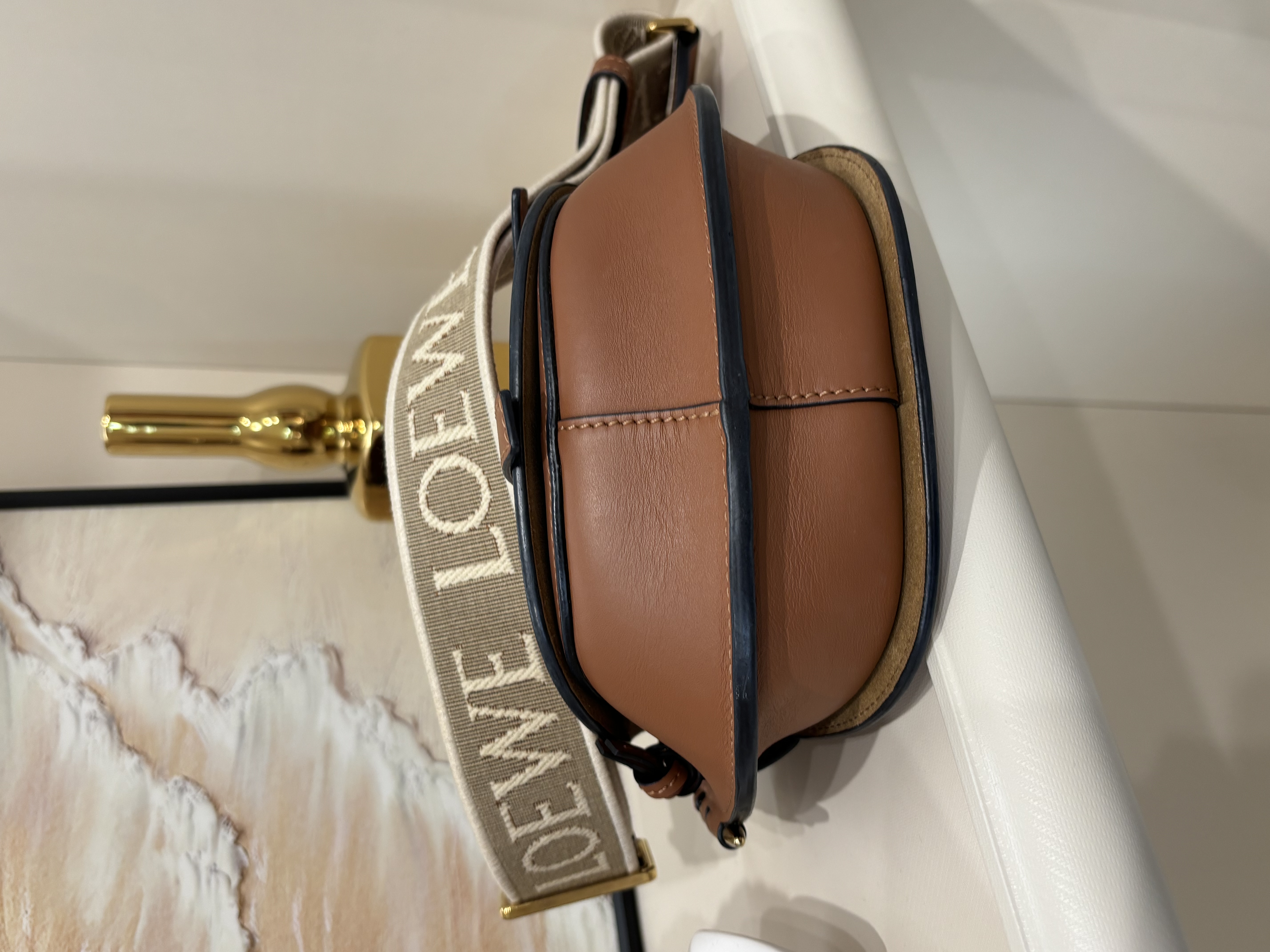 Loewe Mini Gate 手袋 tan 100%Authentic, 98%new  ✅dust bag 