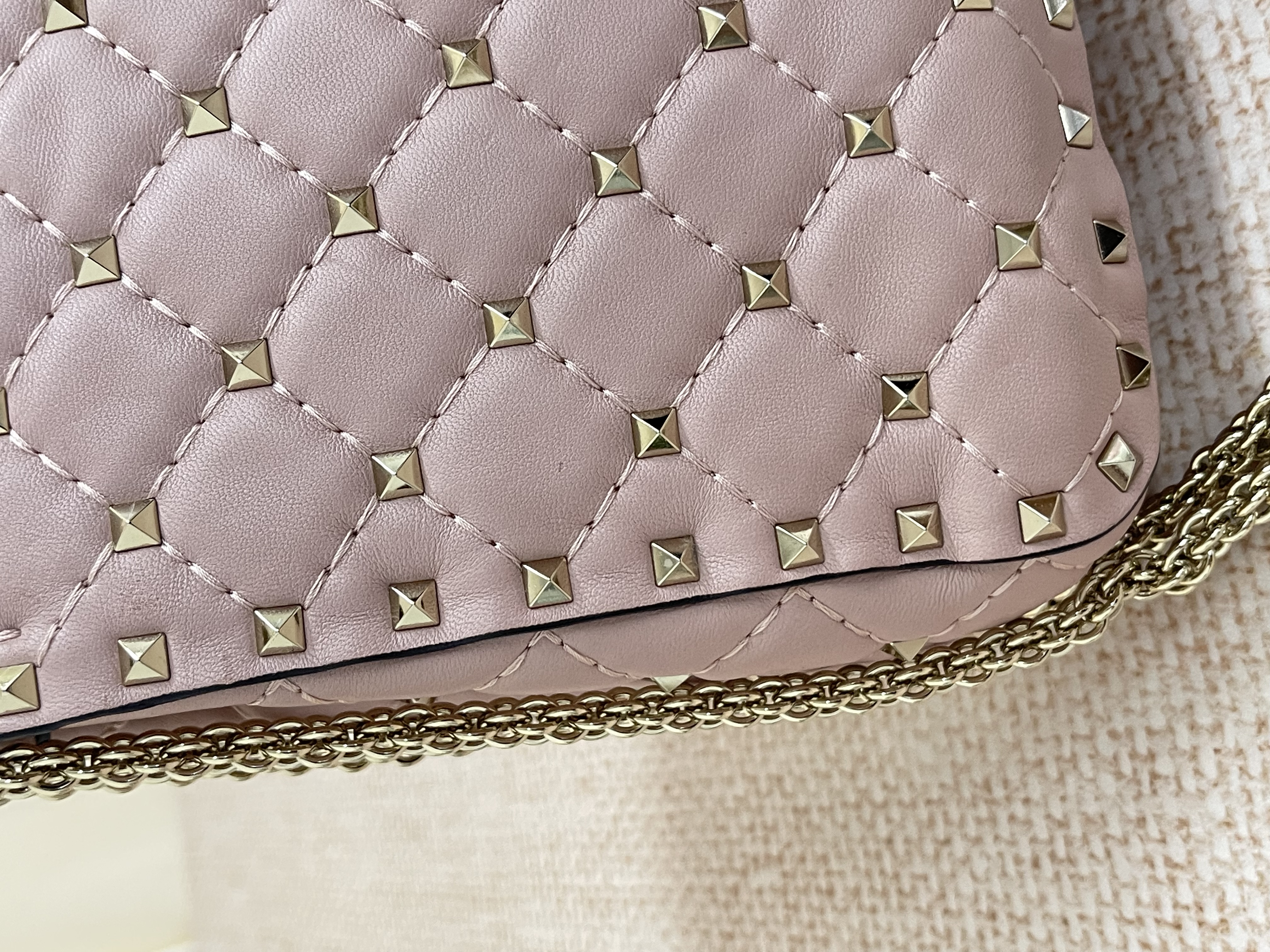 Pre-owned Valentino Garavani Rockstud Spike/ Product Code: 26051507