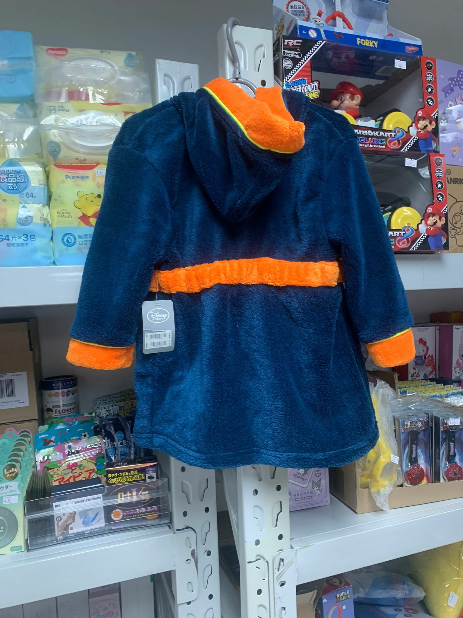 海外直送 DISNEY STORE MILES FROM TOMORROWLAND浴袍 - 1件 現貨