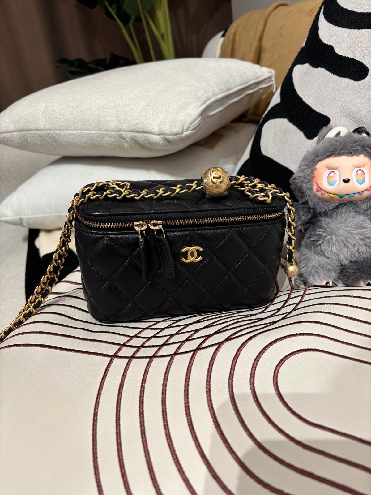  全新 Chanel Vanity with pearl crush 金球長盒子 100%Authentic,全新貨品BRAND NEW ✅專門店收據✅晶片貼✅塵袋✅box  