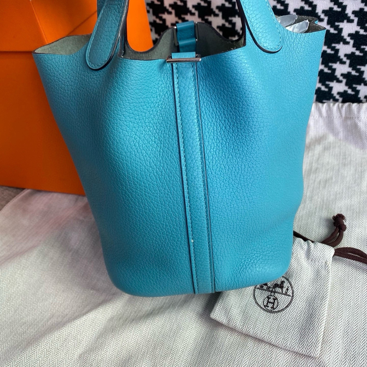 【預訂貨品】HERMES藍色菜籃子18X刻 