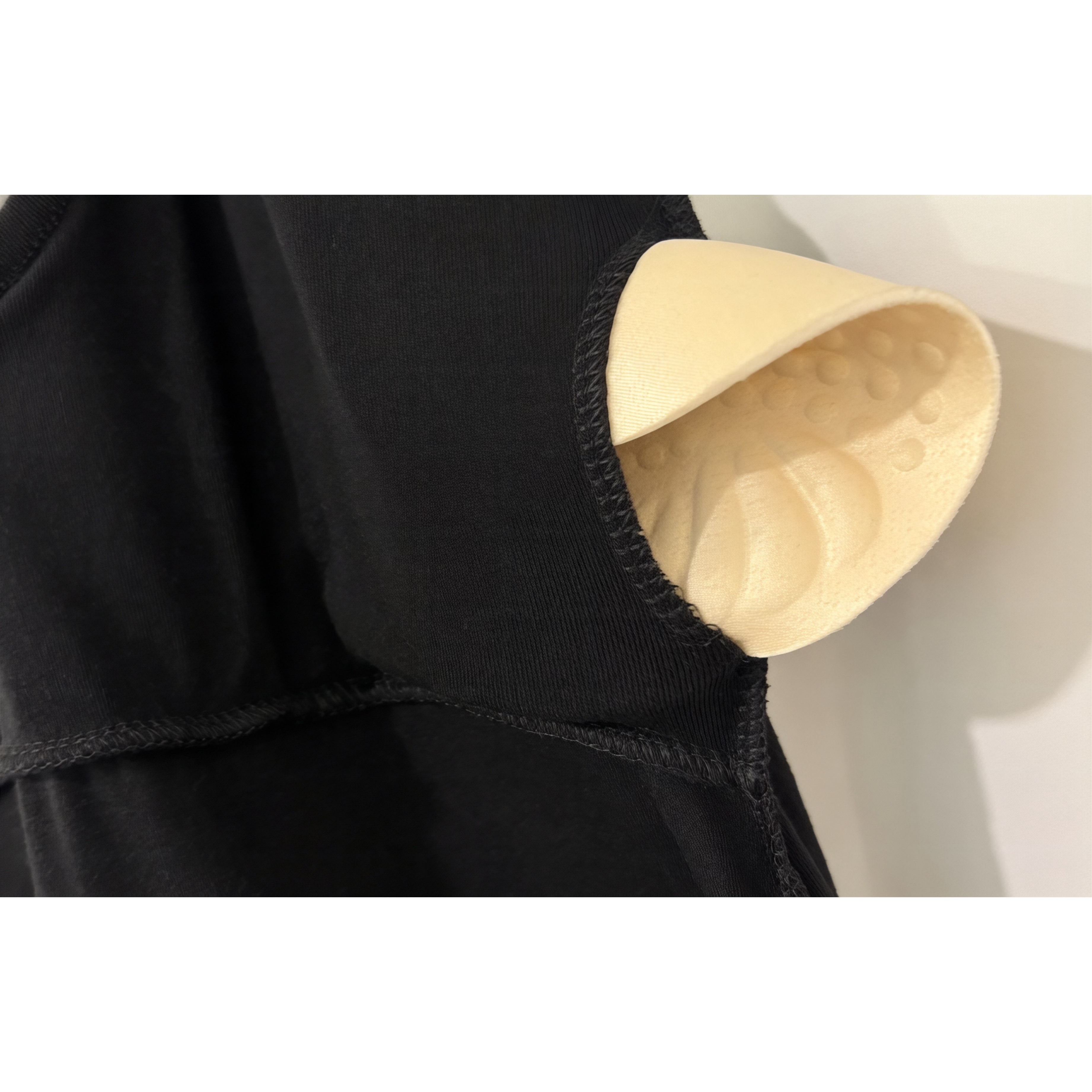 優惠價7月24截🩶2607Q《HALTER NECK WITH PAD OPS》