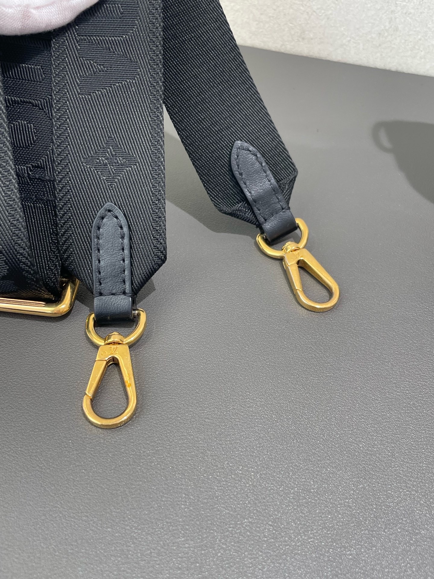 【預訂貨品】LV 黑色月亮包