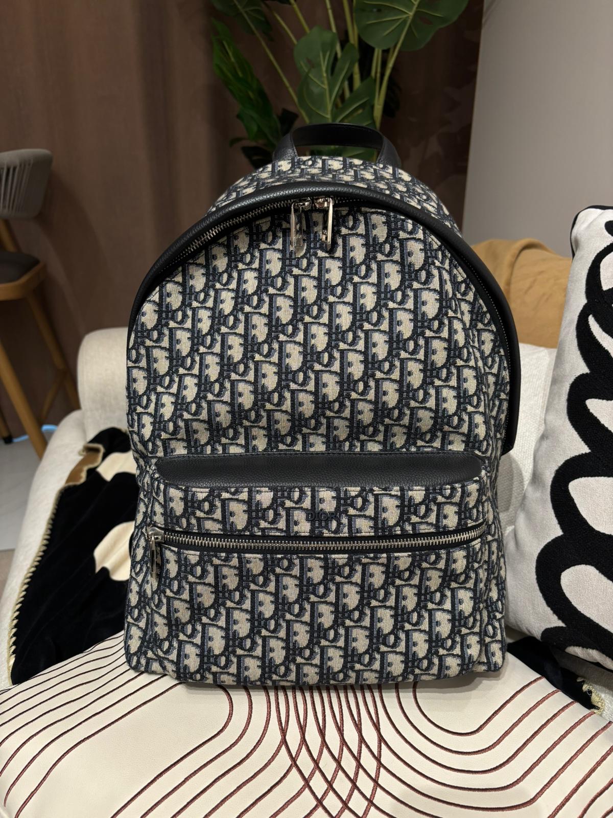 Dior Rider Oblique Backpack 100%Authentic, 98%New ✅收據✅ certificate✅Dust bag