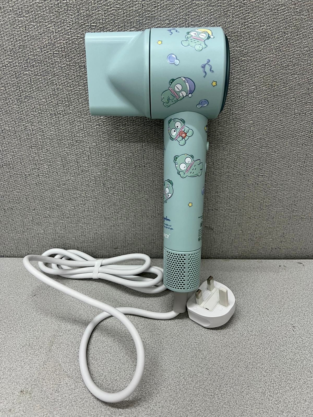 🌈 XPower x Sanrio 水怪 Power wind Mini D9 負離子風筒💕